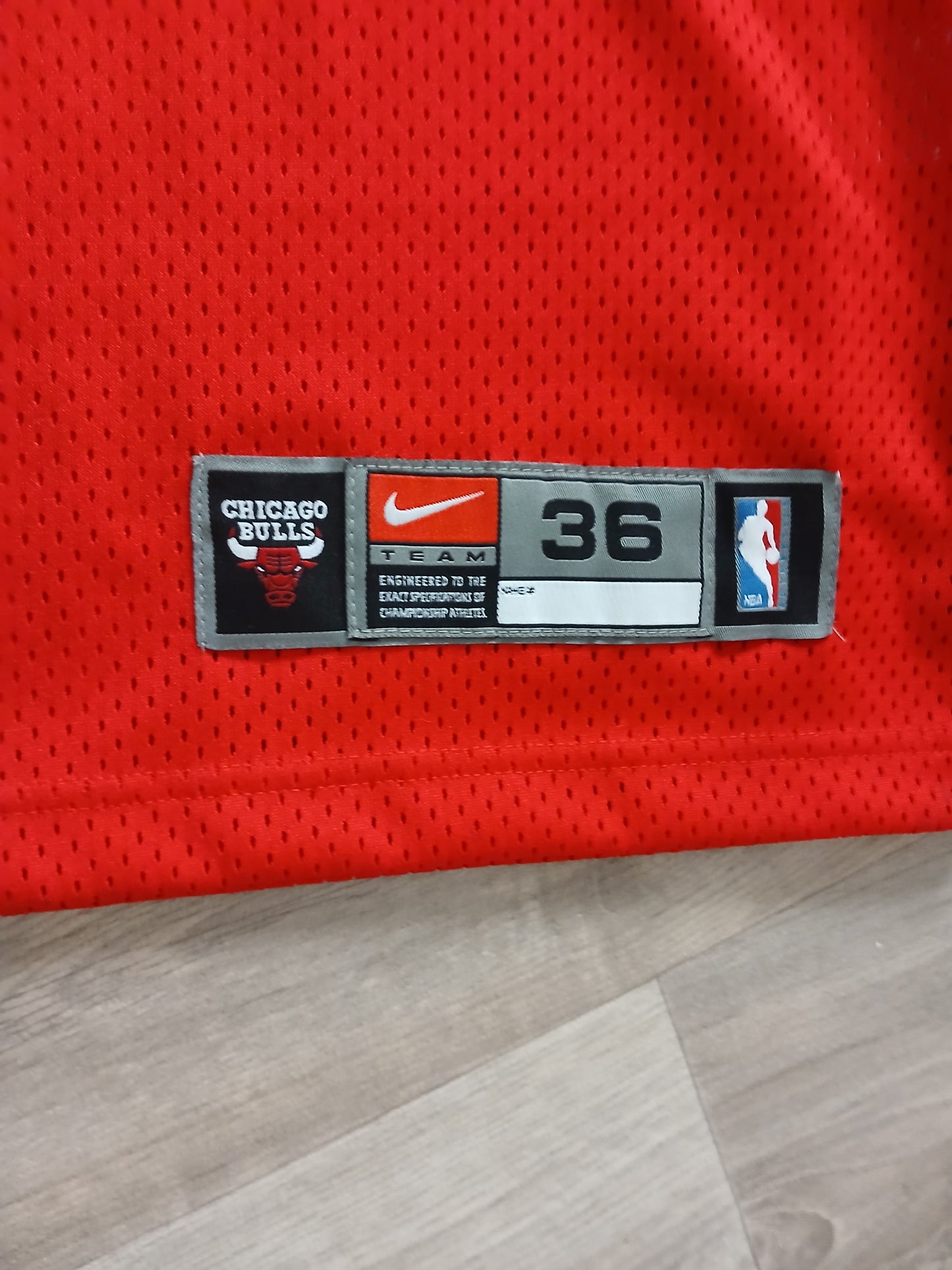 Scottie Pippen Authentic Chicago Bulls Jersey Size Small