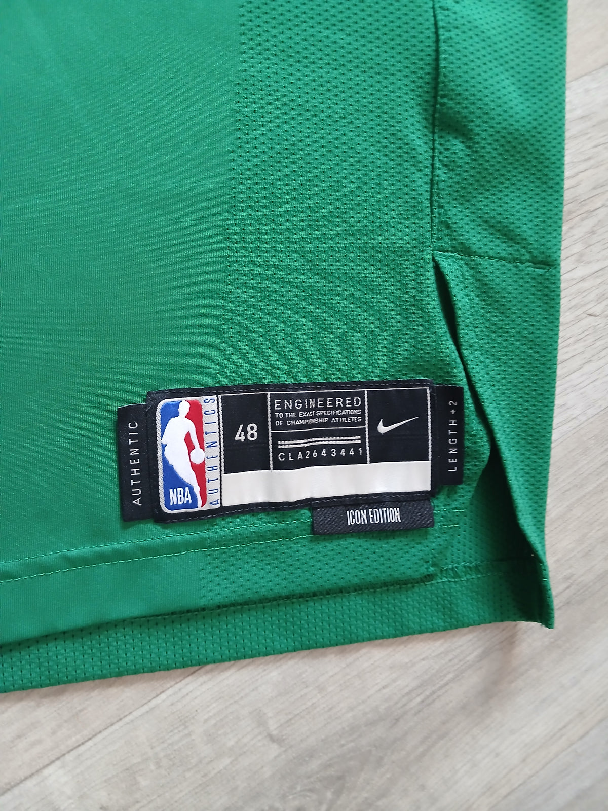 Malcolm Brogdon Authentic Boston Celtics Signed Jersey Size Large