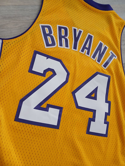 Kobe Bryant Los Angeles Lakers Jersey Size Medium