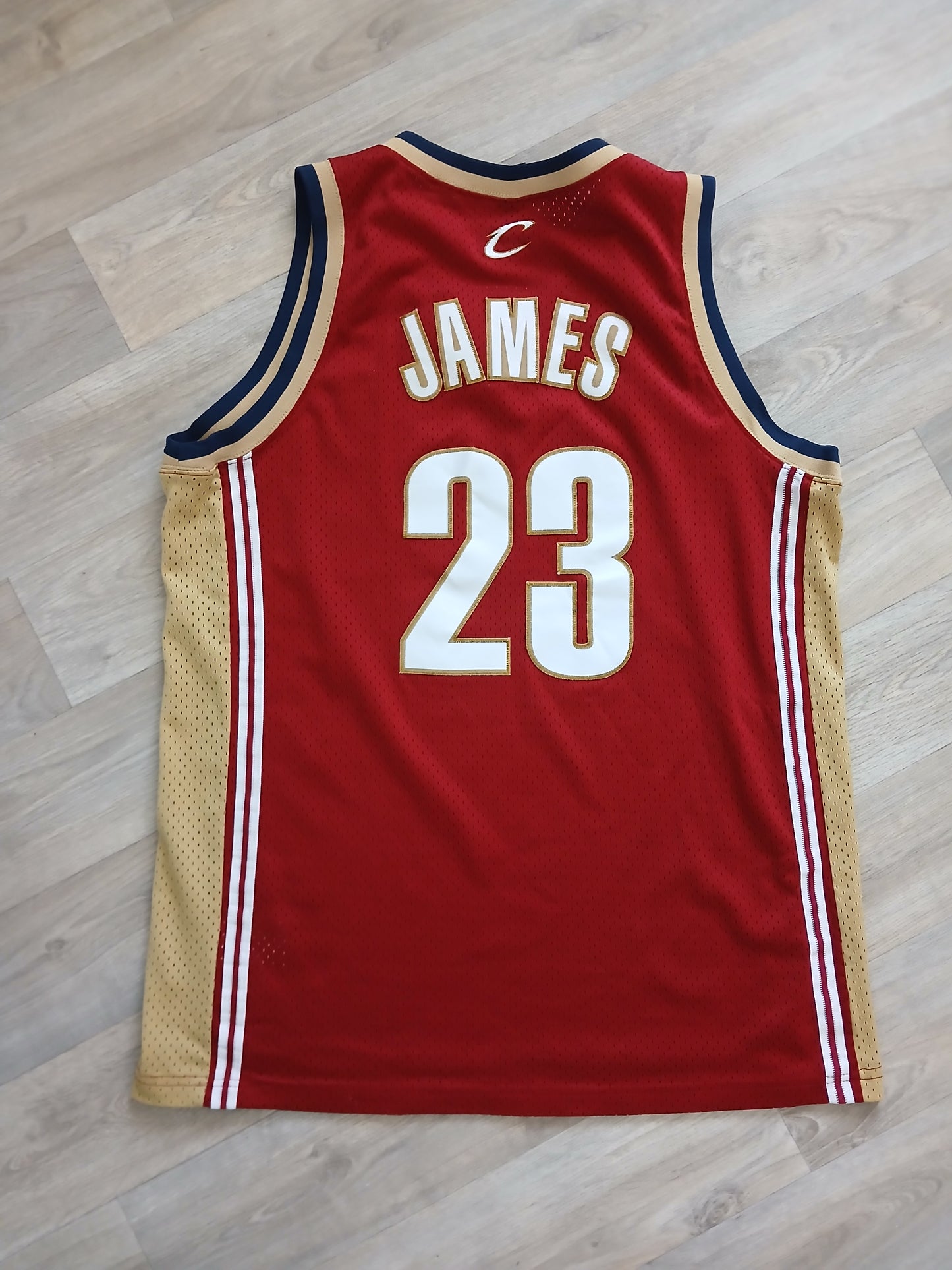 LeBron James Cleveland Cavaliers Jersey Size Large