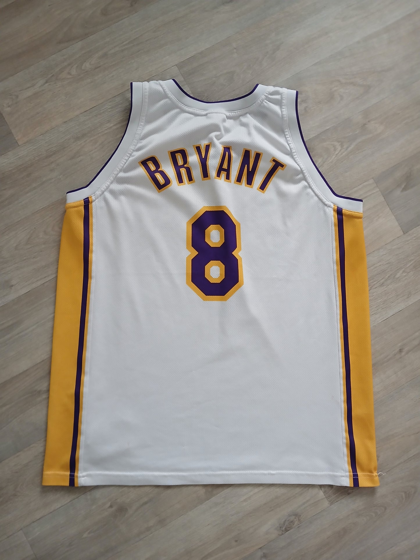Kobe Bryant Los Angeles Lakers Jersey Size XL