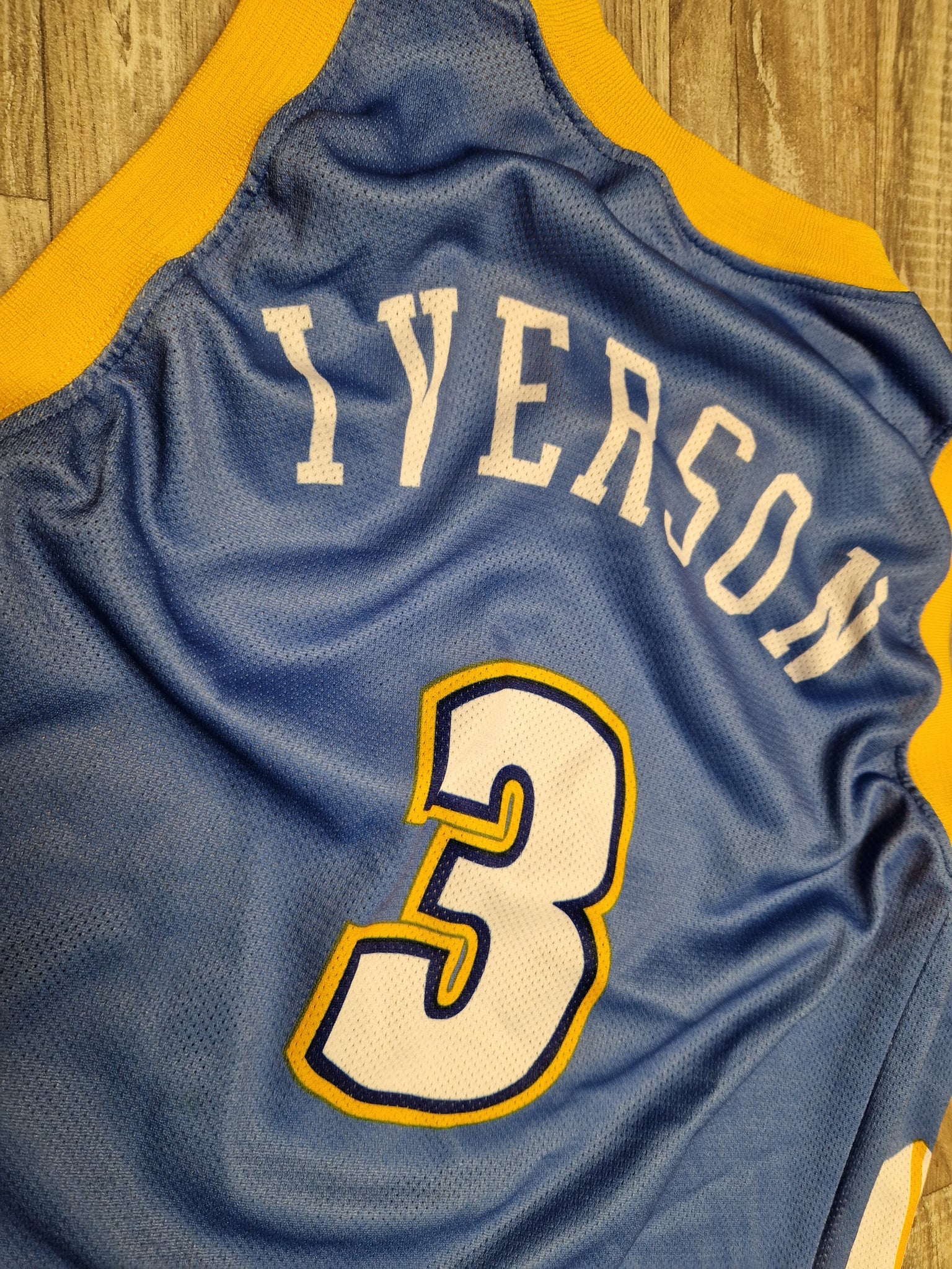 Iverson throwback hot sale nuggets jersey