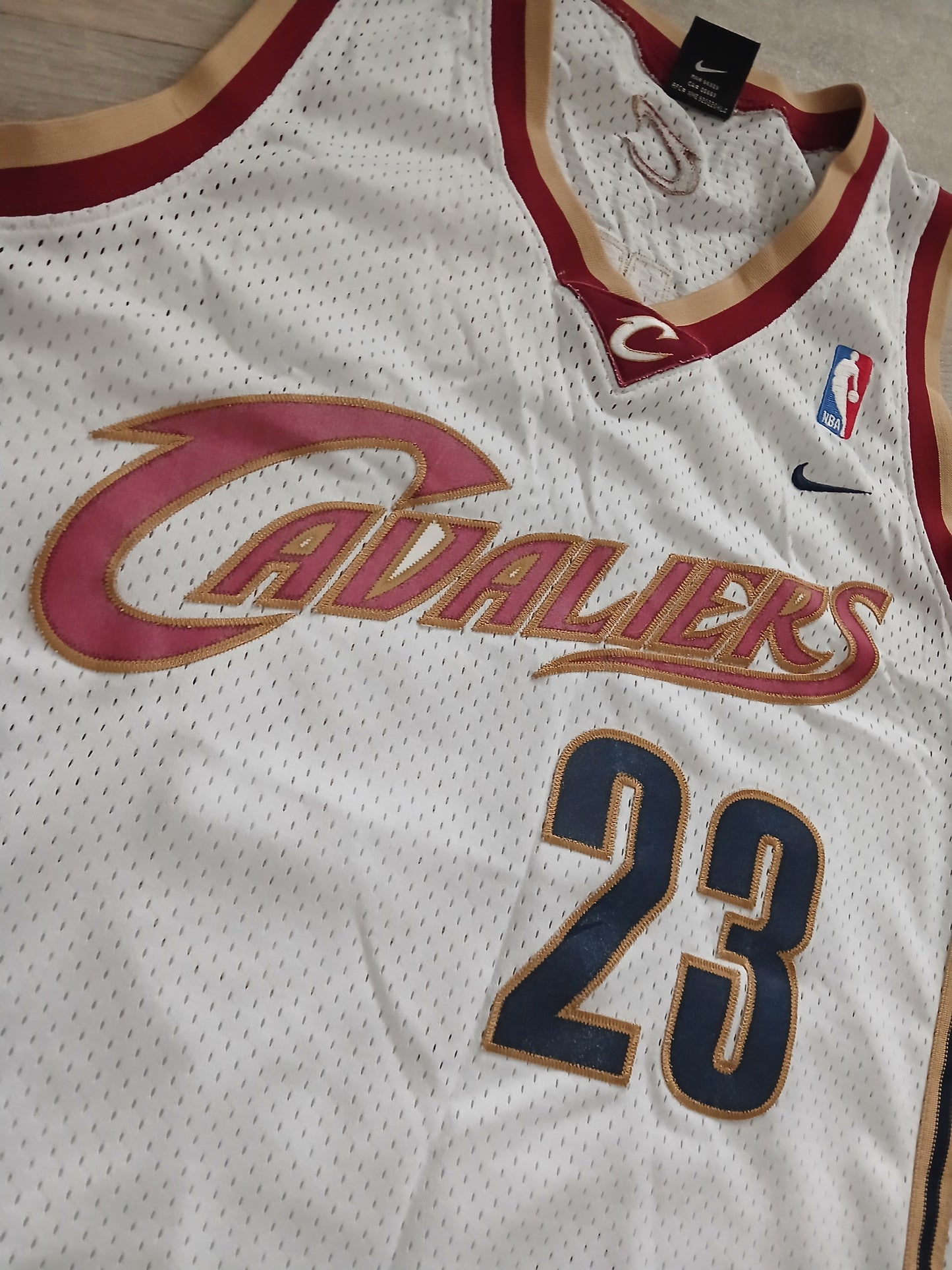 LeBron James Cleveland Cavaliers Jersey Size Large
