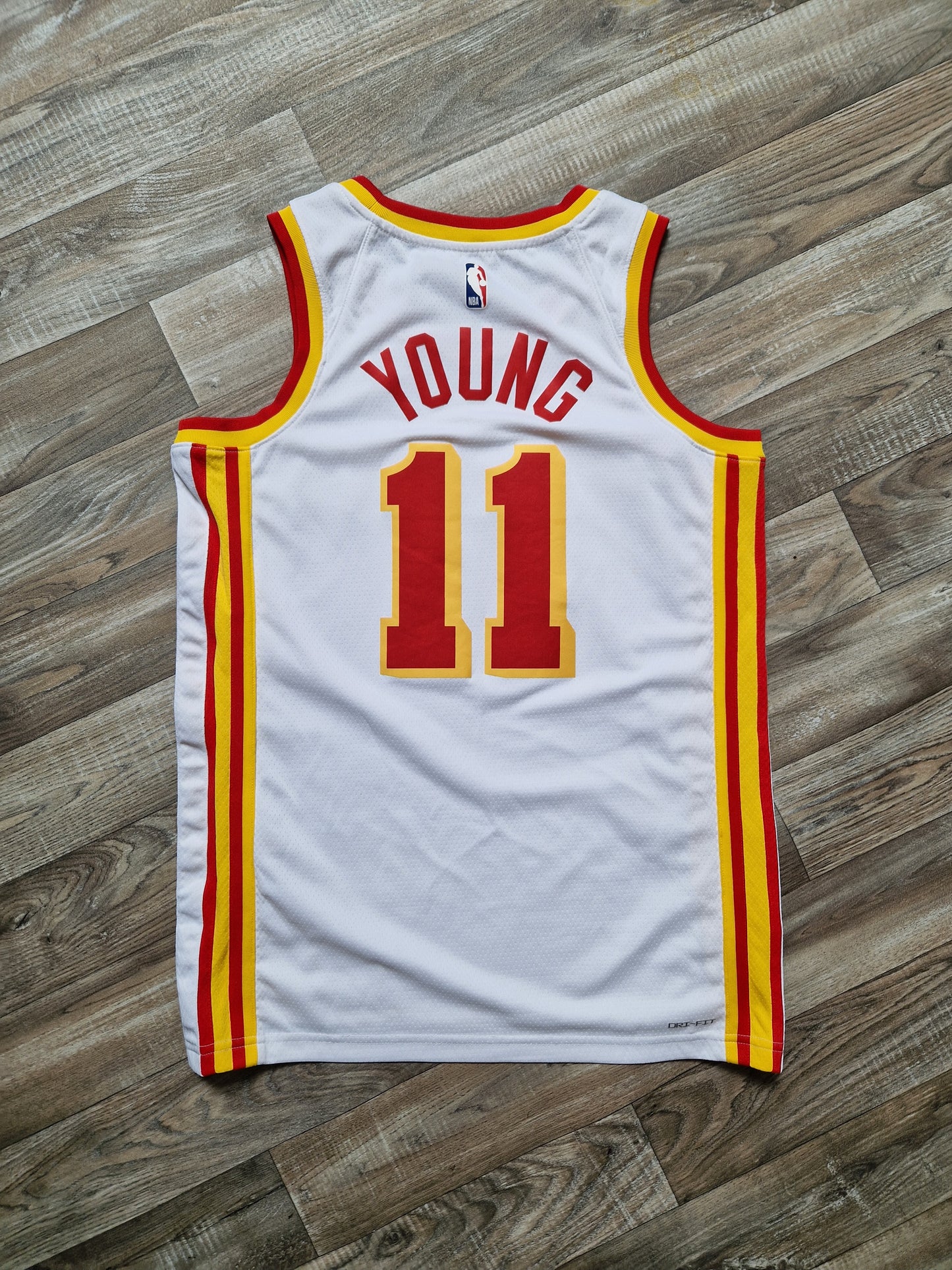 Trae Young Atlanta Hawks Jersey Size Medium