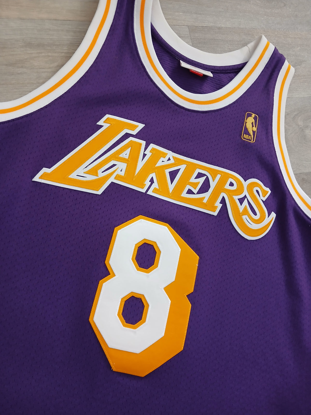 Kobe Bryant Authentic Los Angeles Lakers Jersey Size Medium