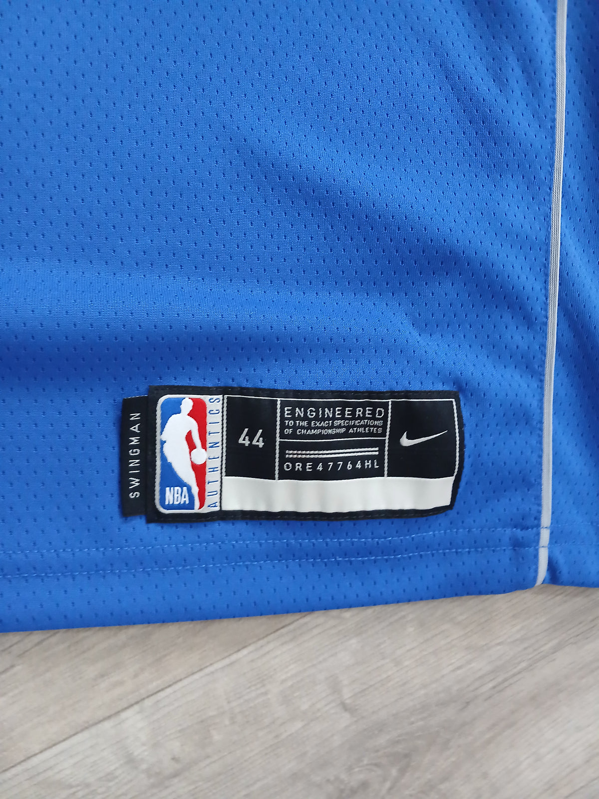 Luka Doncic Dallas Mavericks Jersey Size Medium