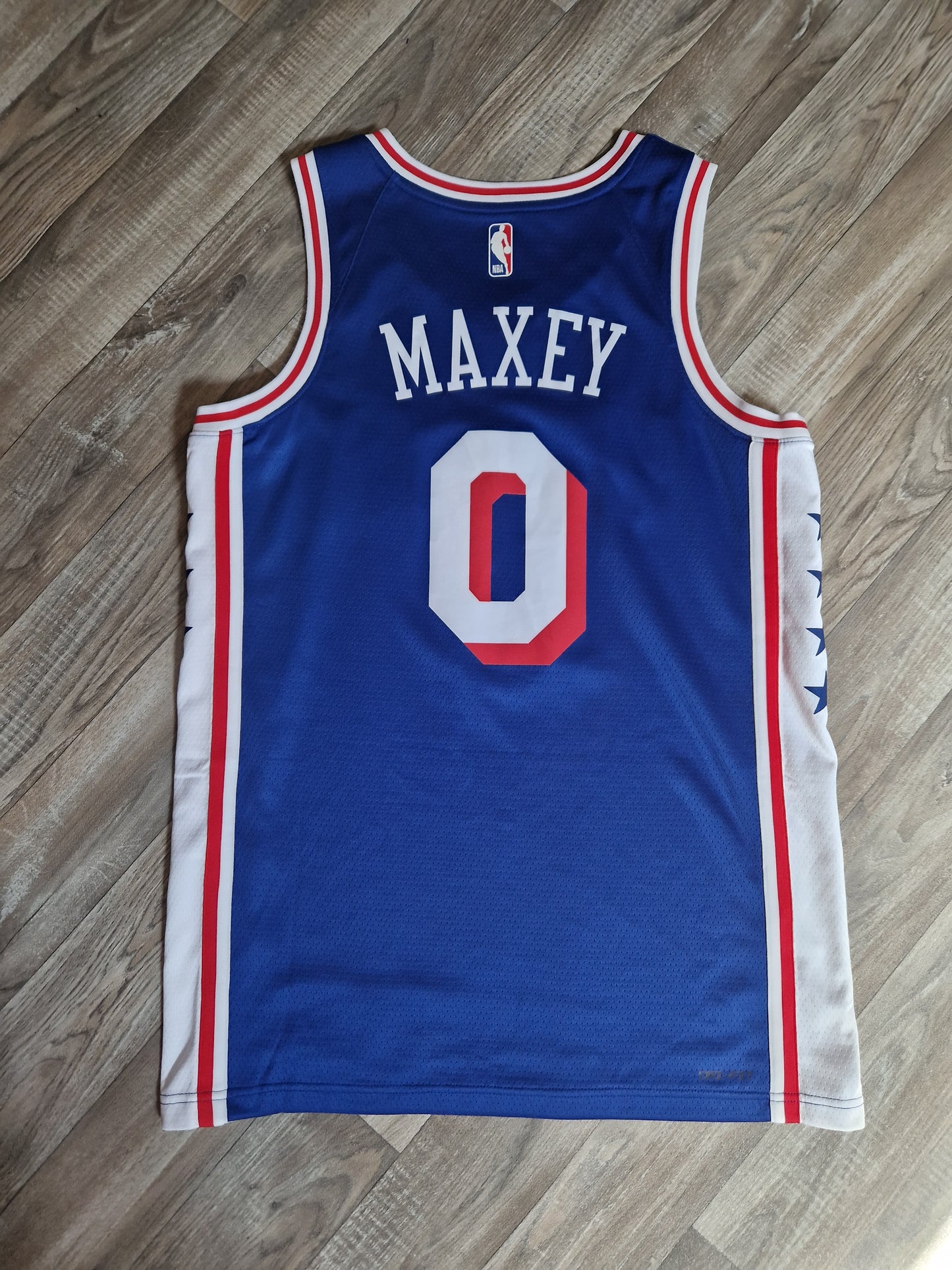 Tyrese Maxey Philadelphia 76ers Jersey Size Medium