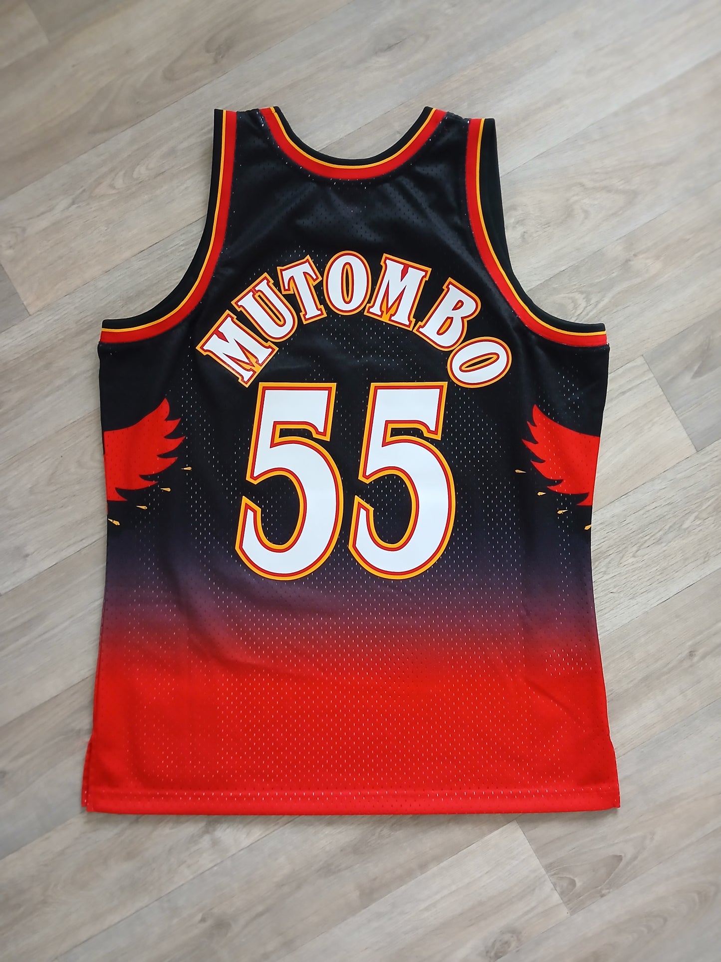 Dikembe Mutombo Atlanta Hawks Jersey Size Large