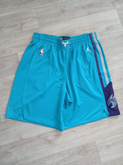 Charlotte Hornets Shorts Size XL