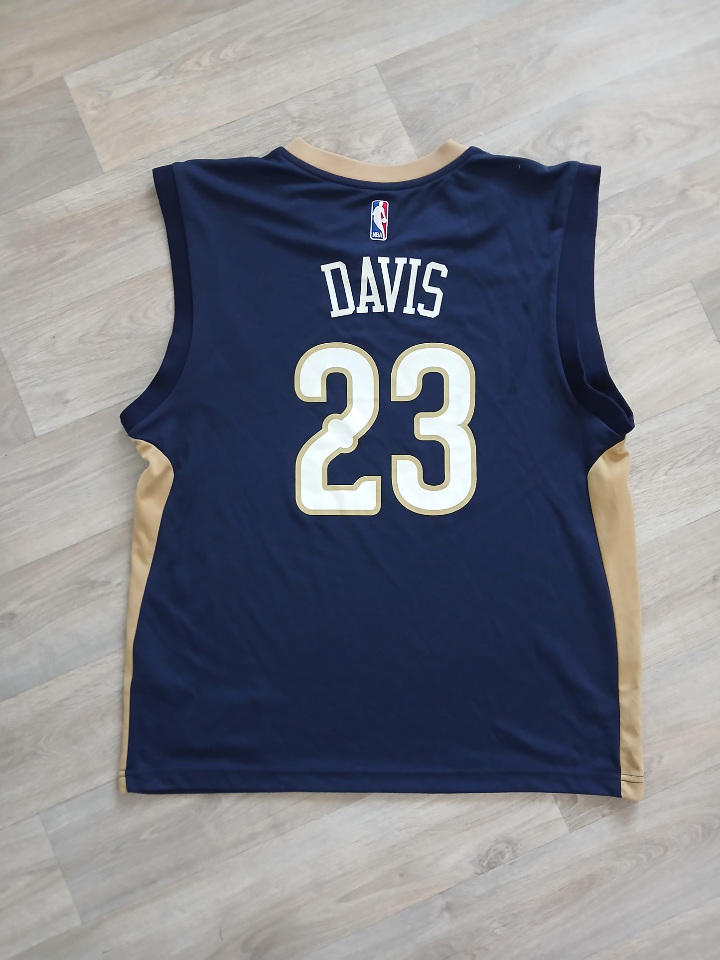 Anthony Davis New Orleans Pelicans Jersey Size Medium