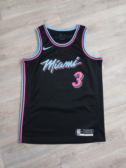 Dwyane Wade Miami Heat Jersey Size Medium