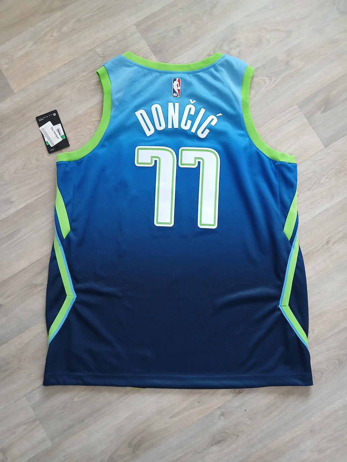 Luka Doncic Dallas Mavericks Jersey Size XL