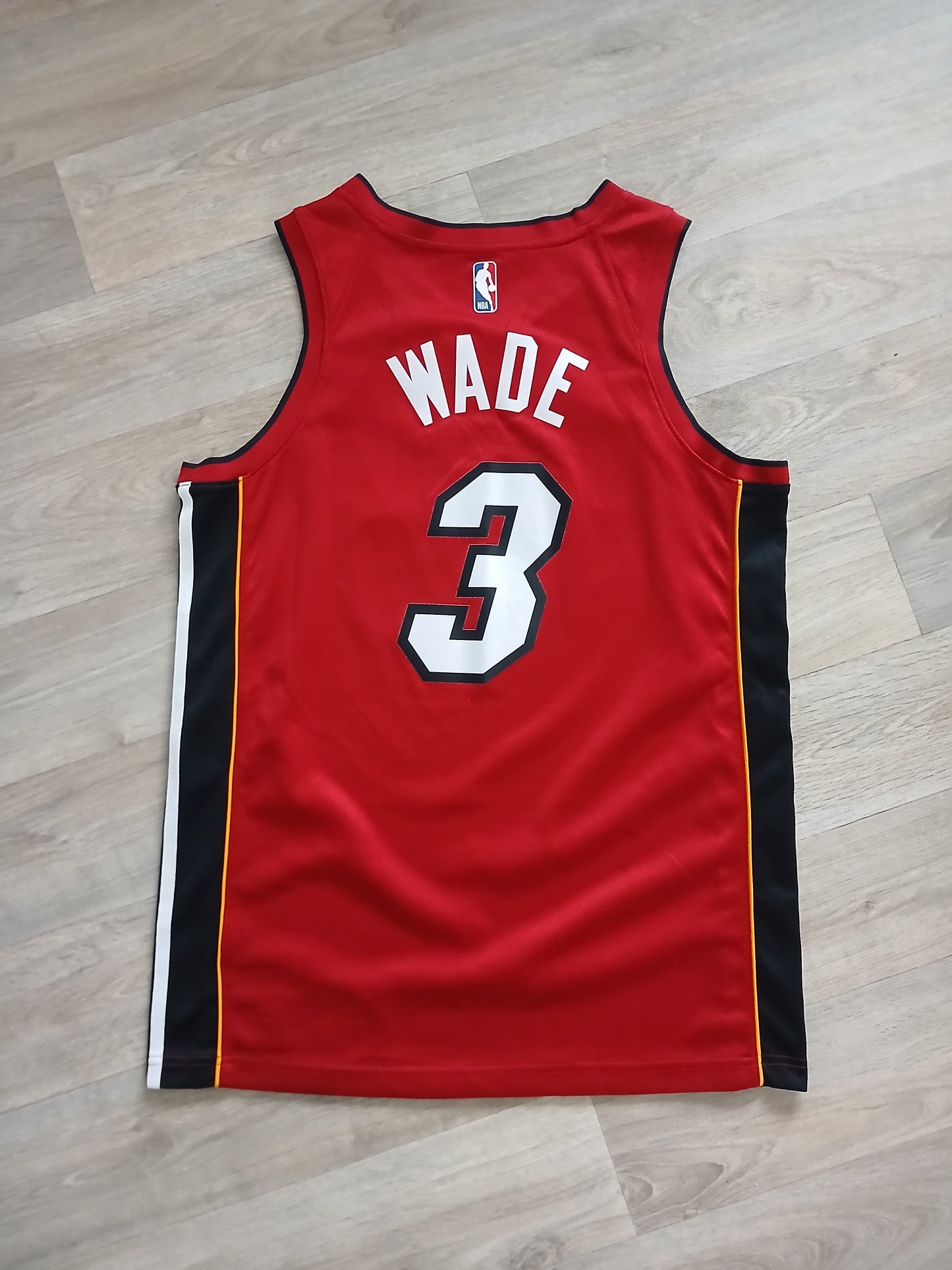 Dwyane Wade Miami Heat Jersey Size Medium