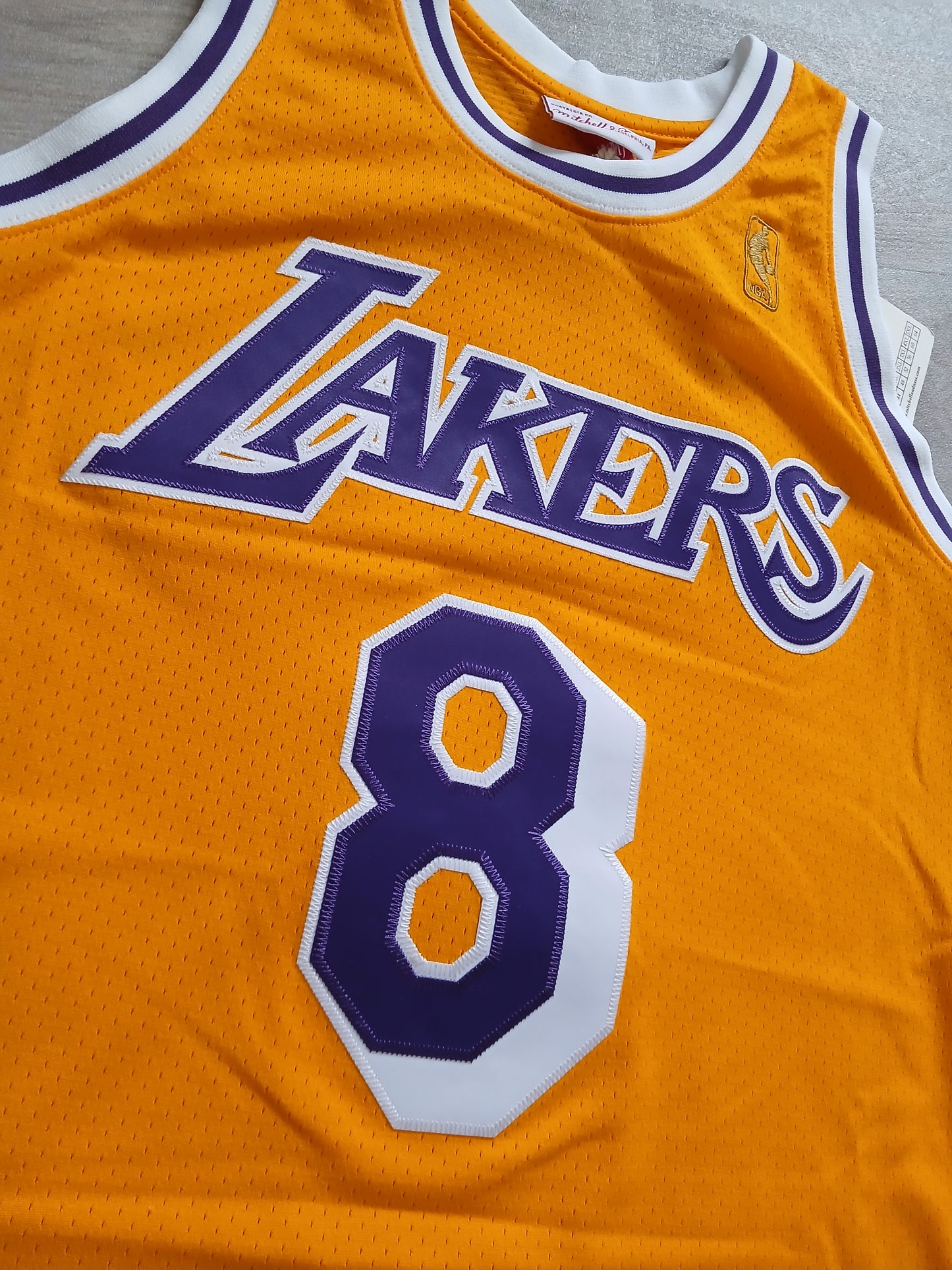 Kobe Bryant Authentic Los Angeles Lakers Jersey Size Medium