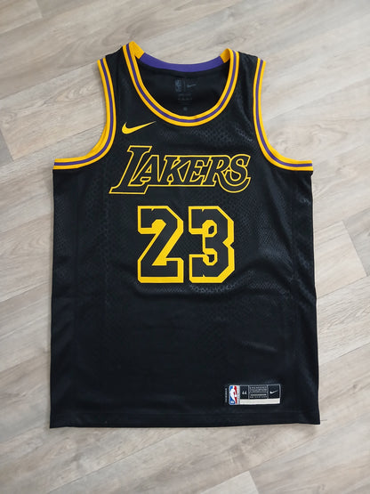 LeBron James Los Angeles Lakers Jersey Size Medium