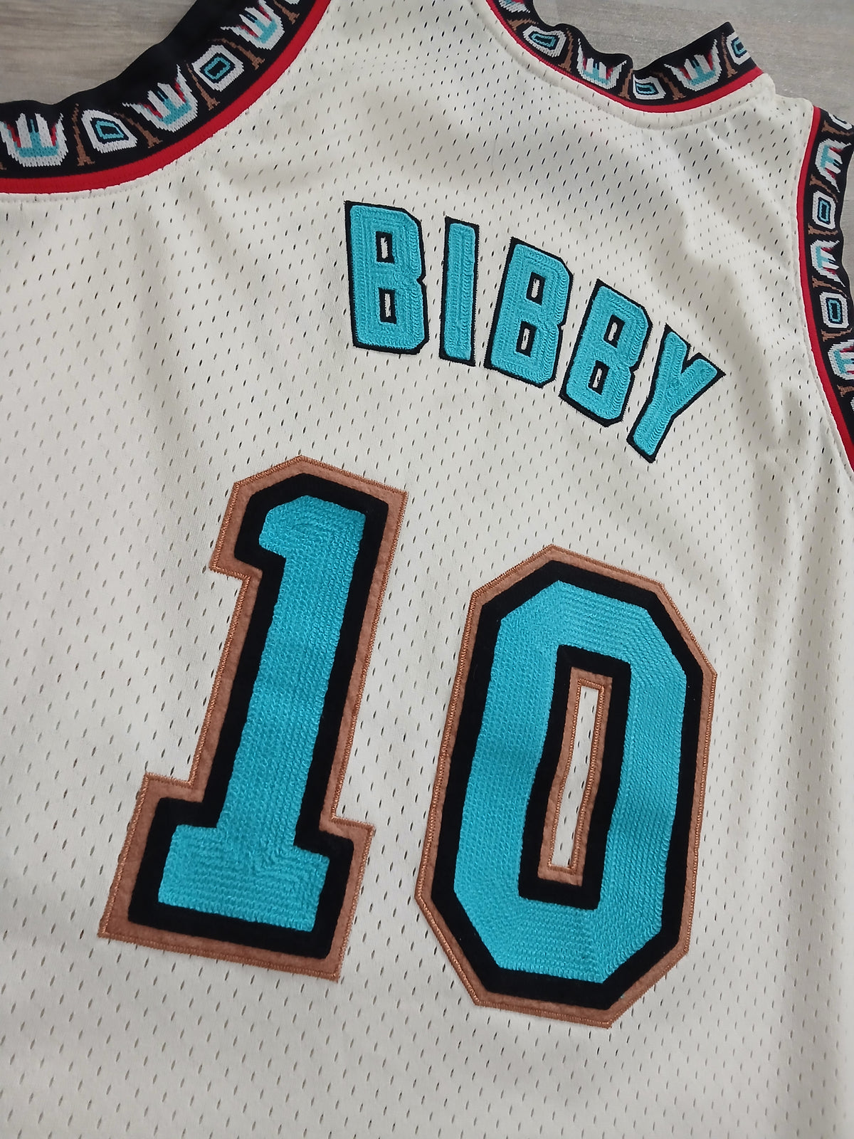 Mike Bibby Vancouver Grizzlies Jersey Size XL