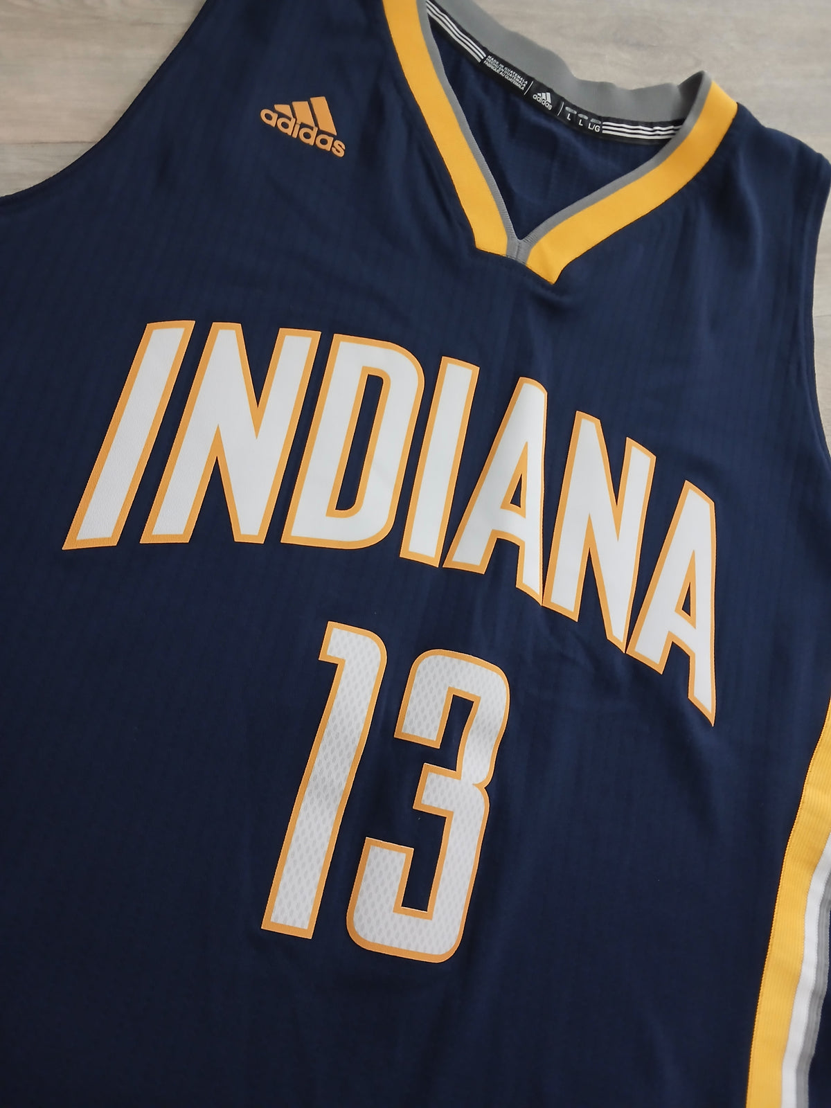 Paul George Indiana Pacers Jersey Size Large