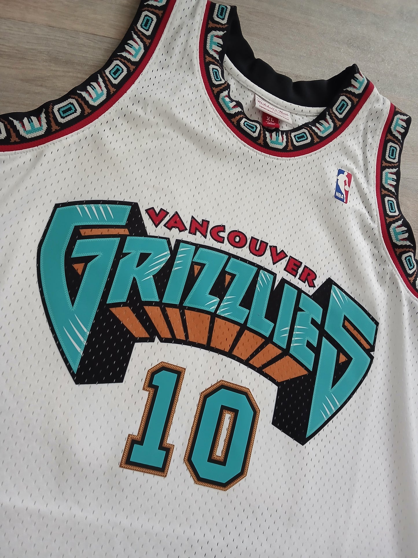 Mike Bibby Vancouver Grizzlies Jersey Size XL