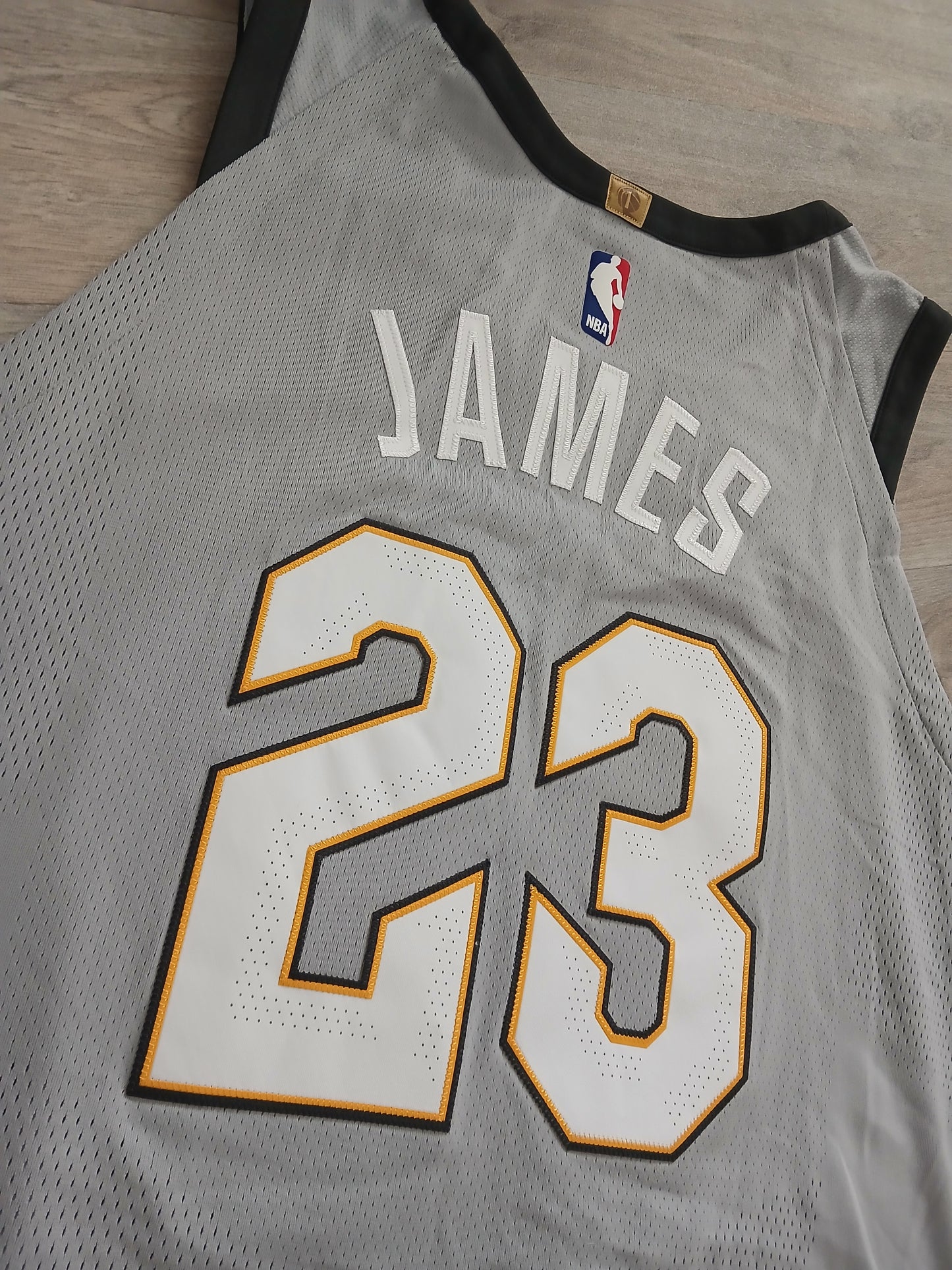 LeBron James Authentic Cleveland Cavaliers Jersey Size 2XL