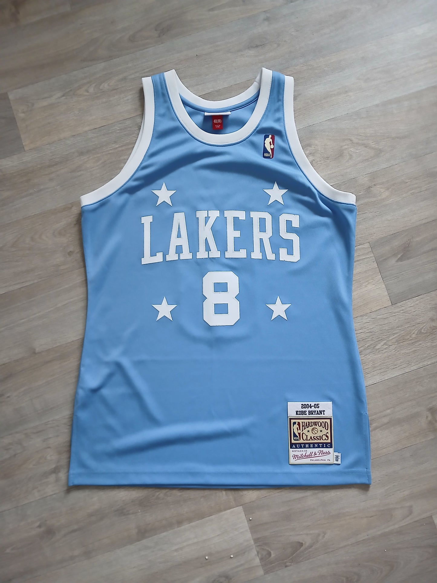 Kobe Bryant Authentic Los Angeles Lakers Jersey Size Medium