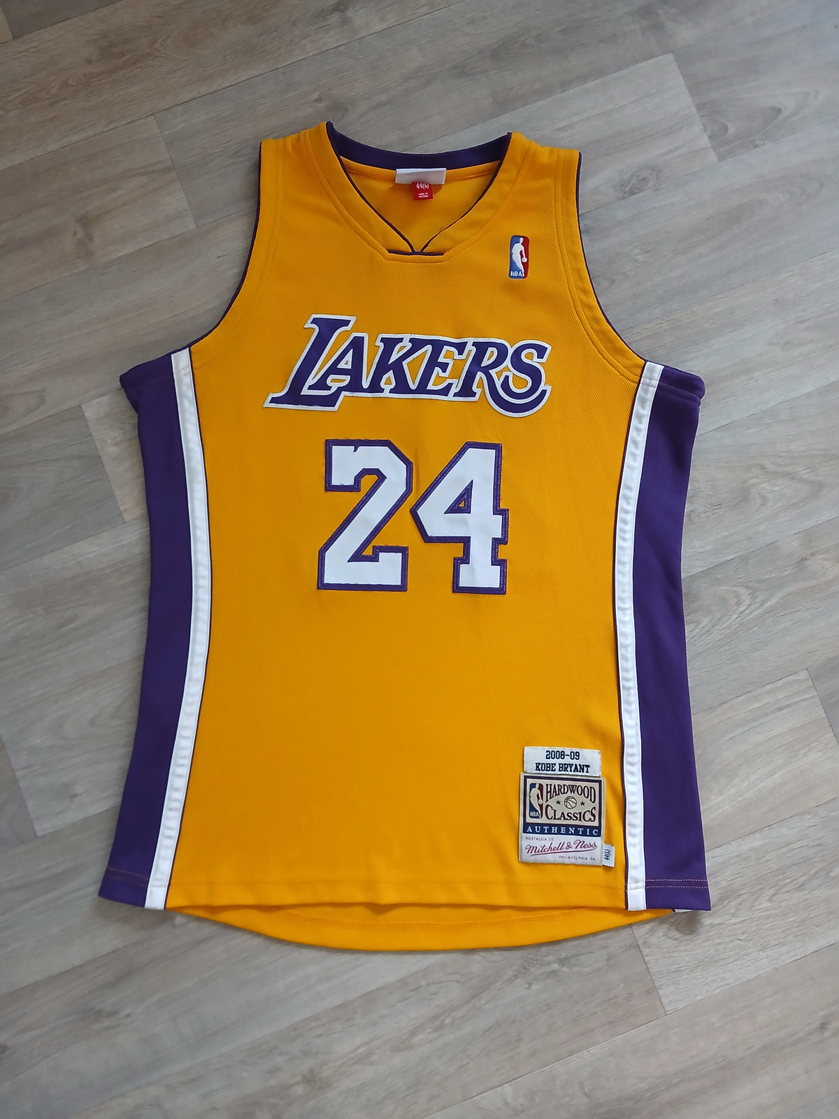 Kobe Bryant Authentic Los Angeles Lakers Jersey Size Large