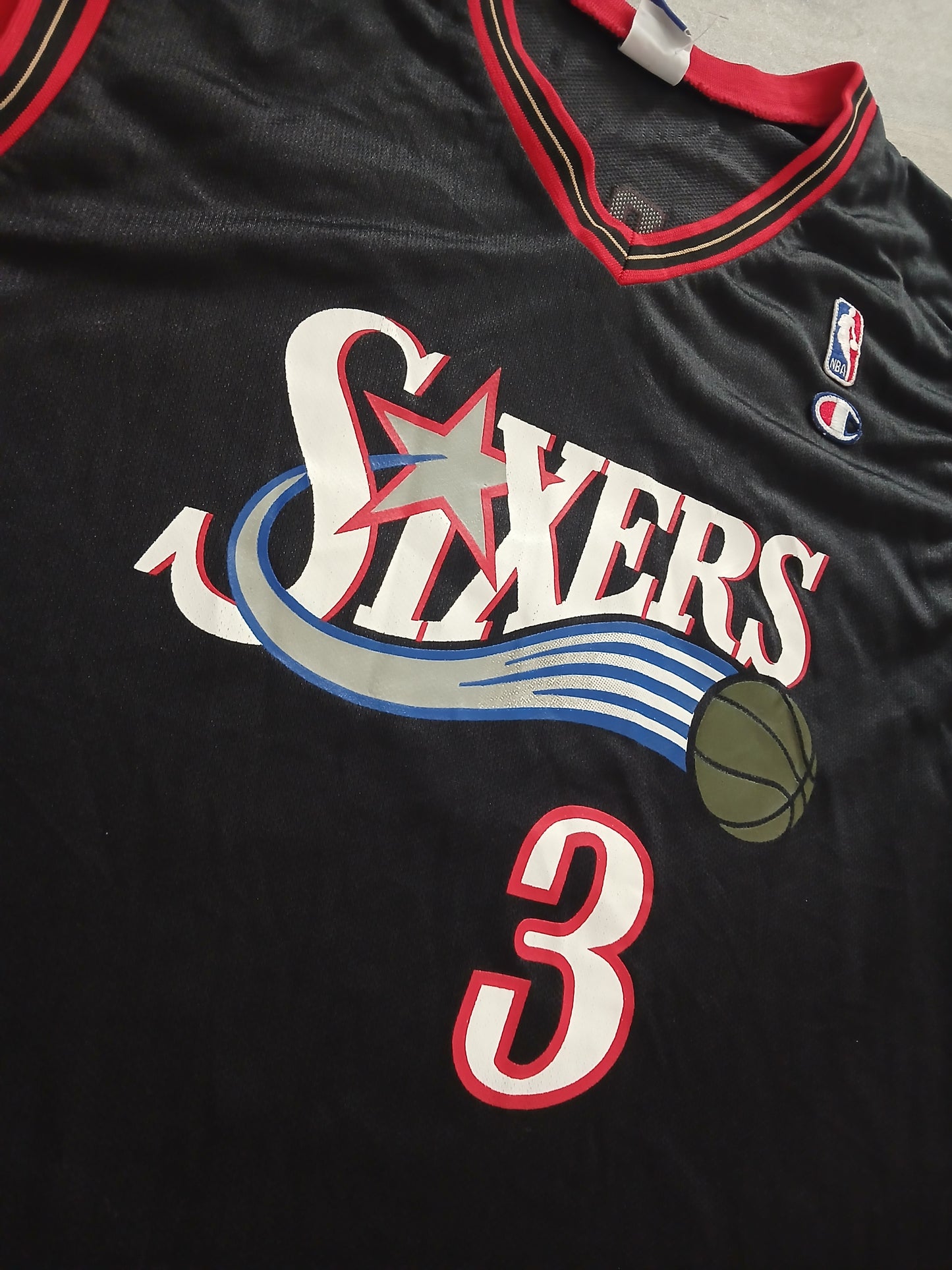 Allen Iverson Philadelphia 76ers Jersey Size Large