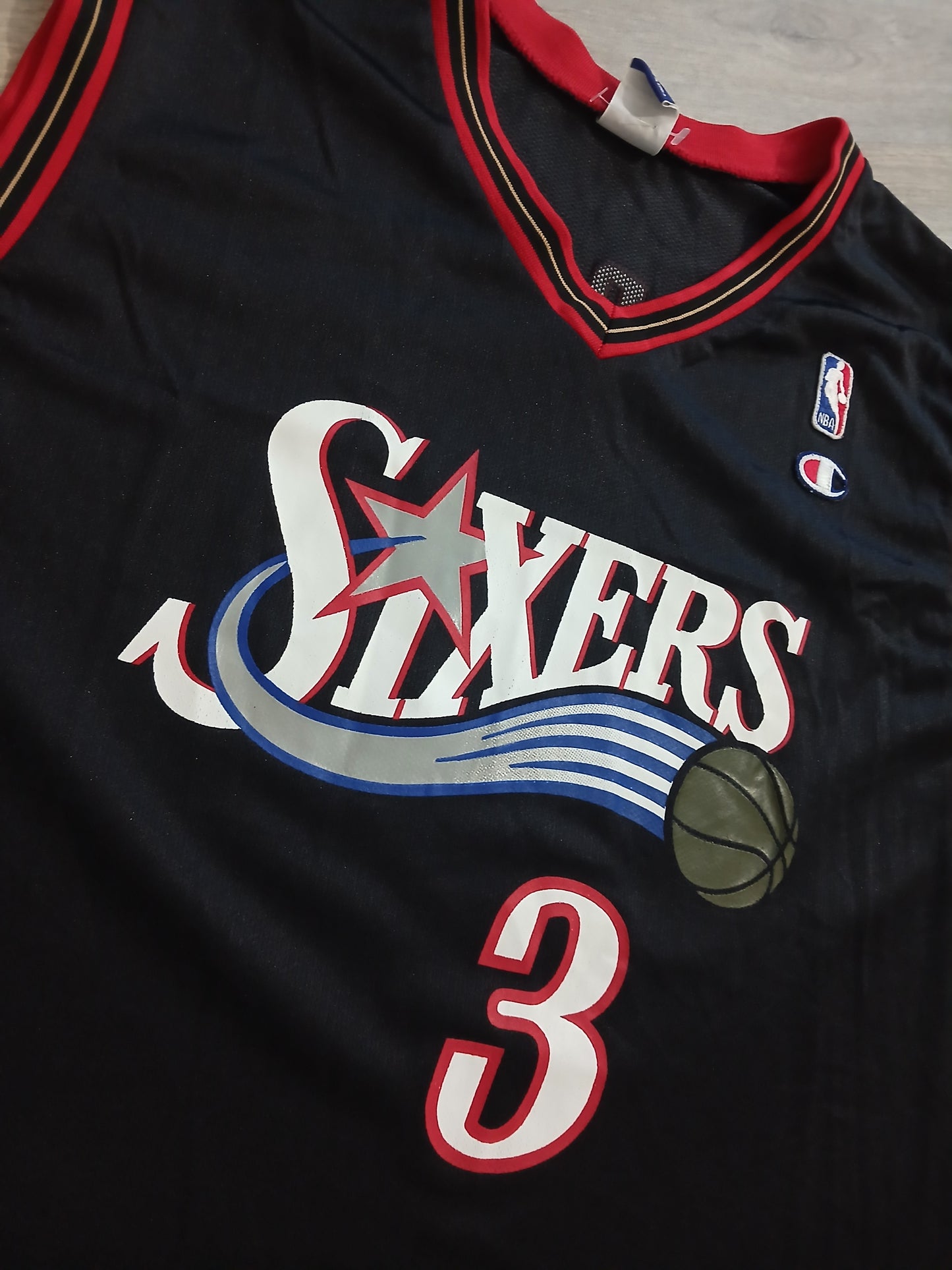 Allen Iverson Philadelphia 76ers Jersey Size Large