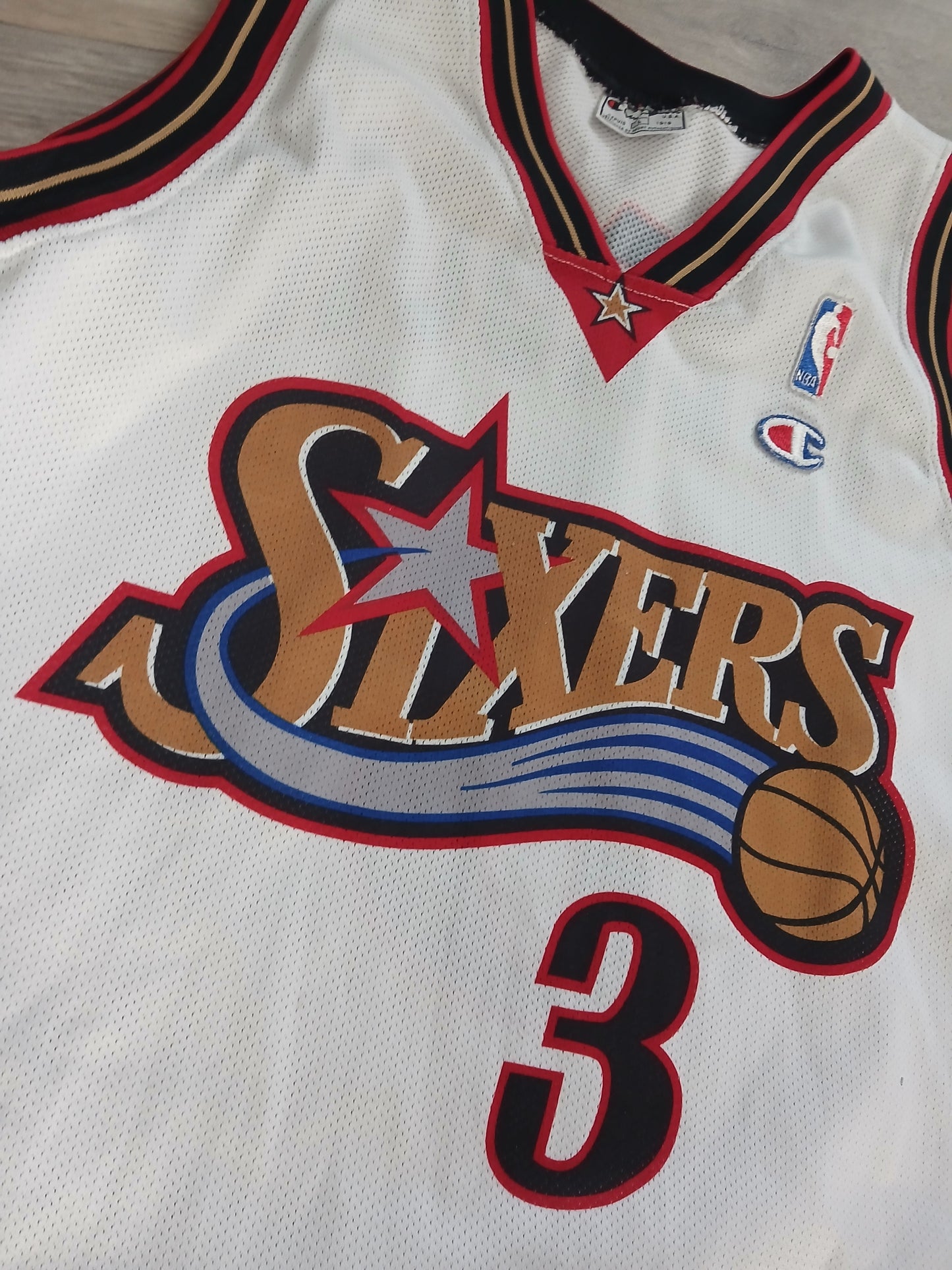 Allen Iverson Philadelphia 76ers Jersey Size Large