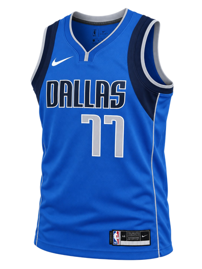 Luka Doncic Dallas Mavericks Jersey Size Medium