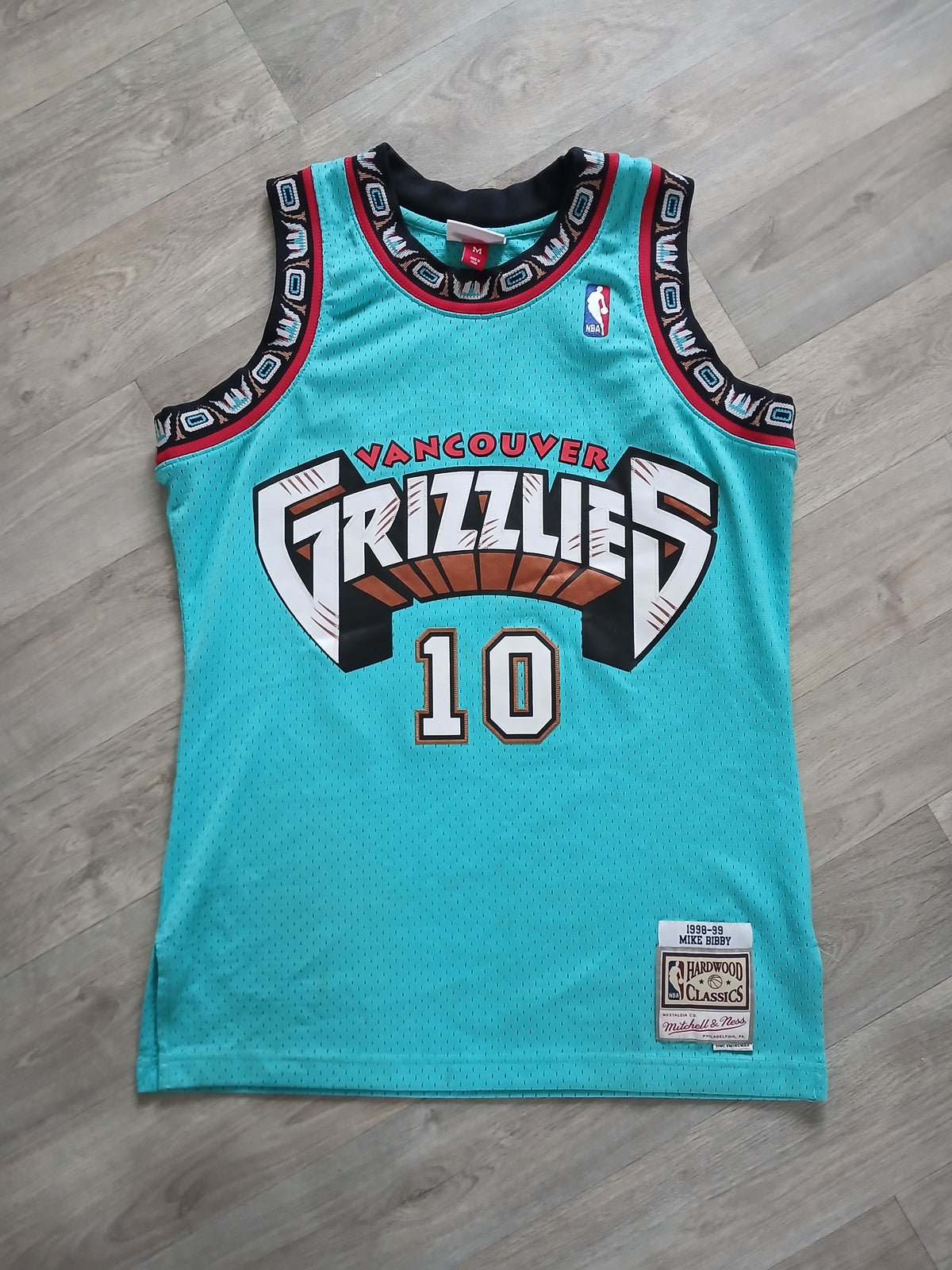 Mike Bibby First Generation Vancouver Grizzlies Jersey Size Medium