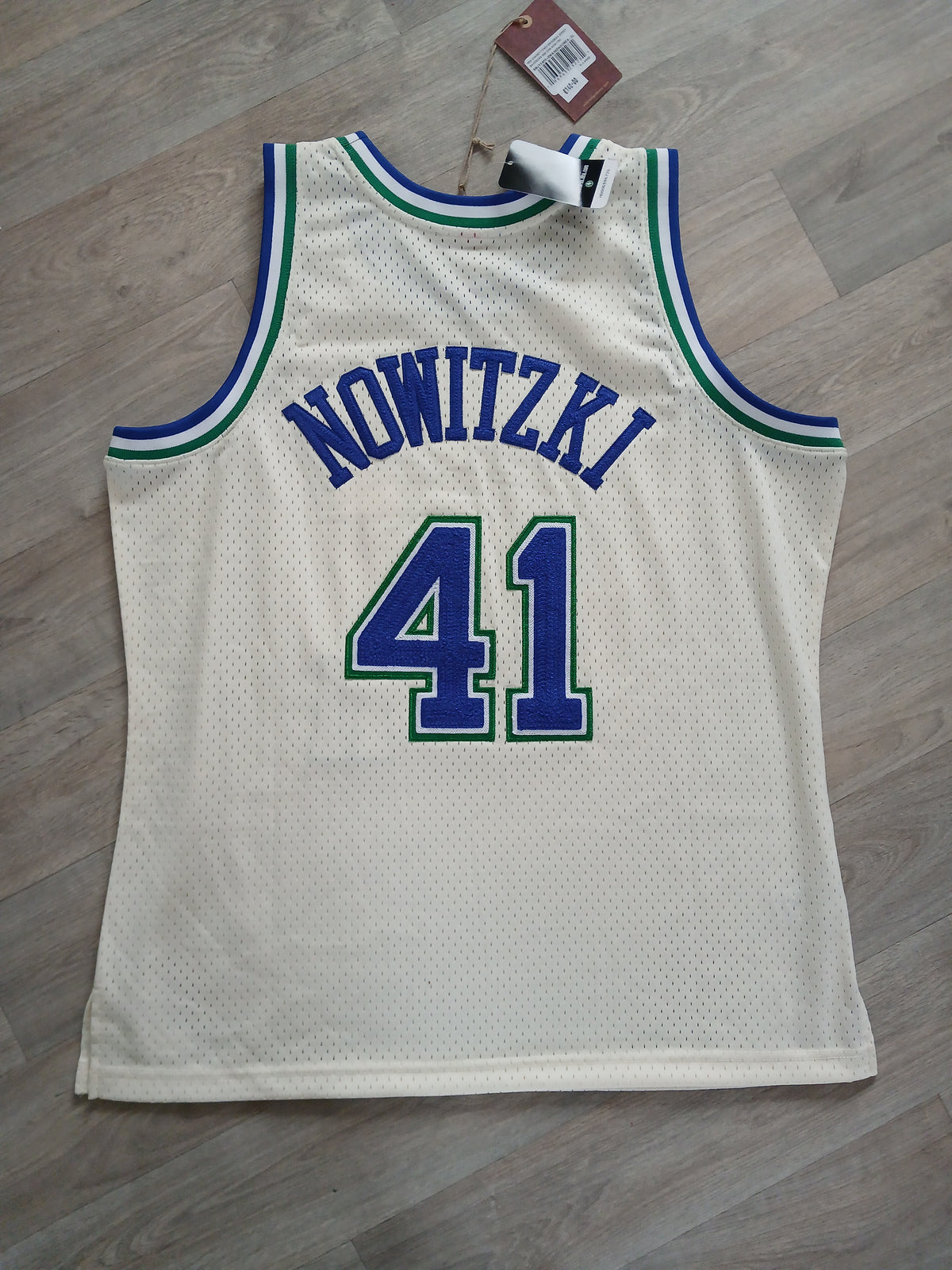 Dirk Nowitzki Dallas Mavericks Jersey Size XL