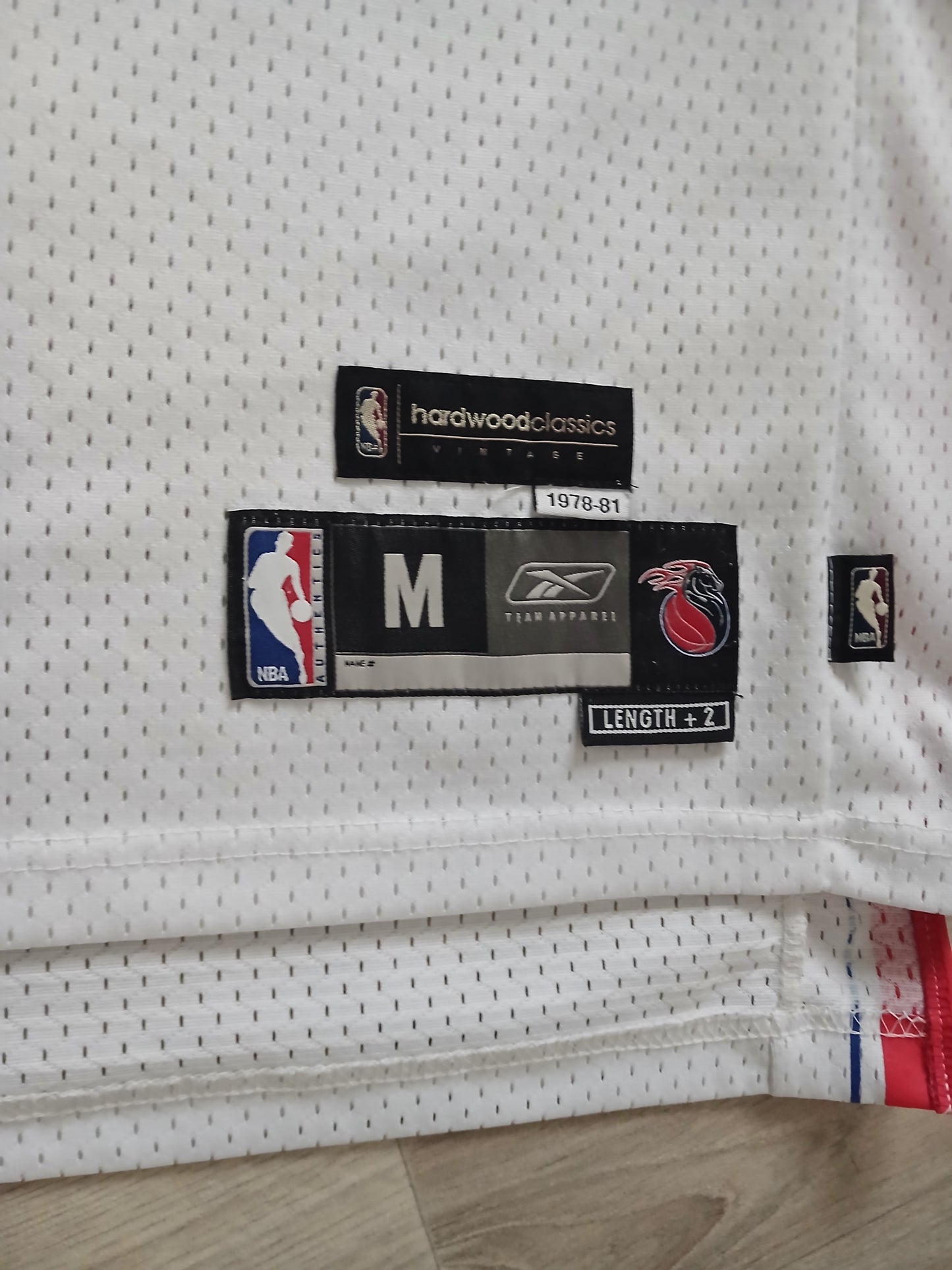 Ben Wallace Detroit Pistons Jersey Size Medium