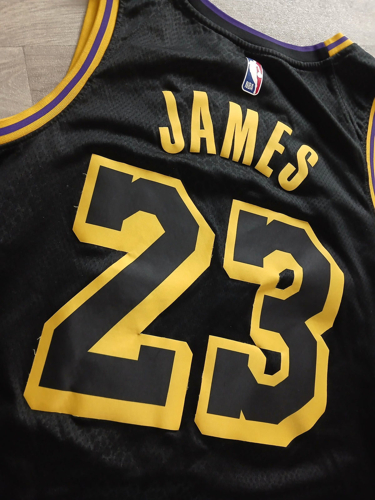 LeBron James Los Angeles Lakers Jersey Size Large
