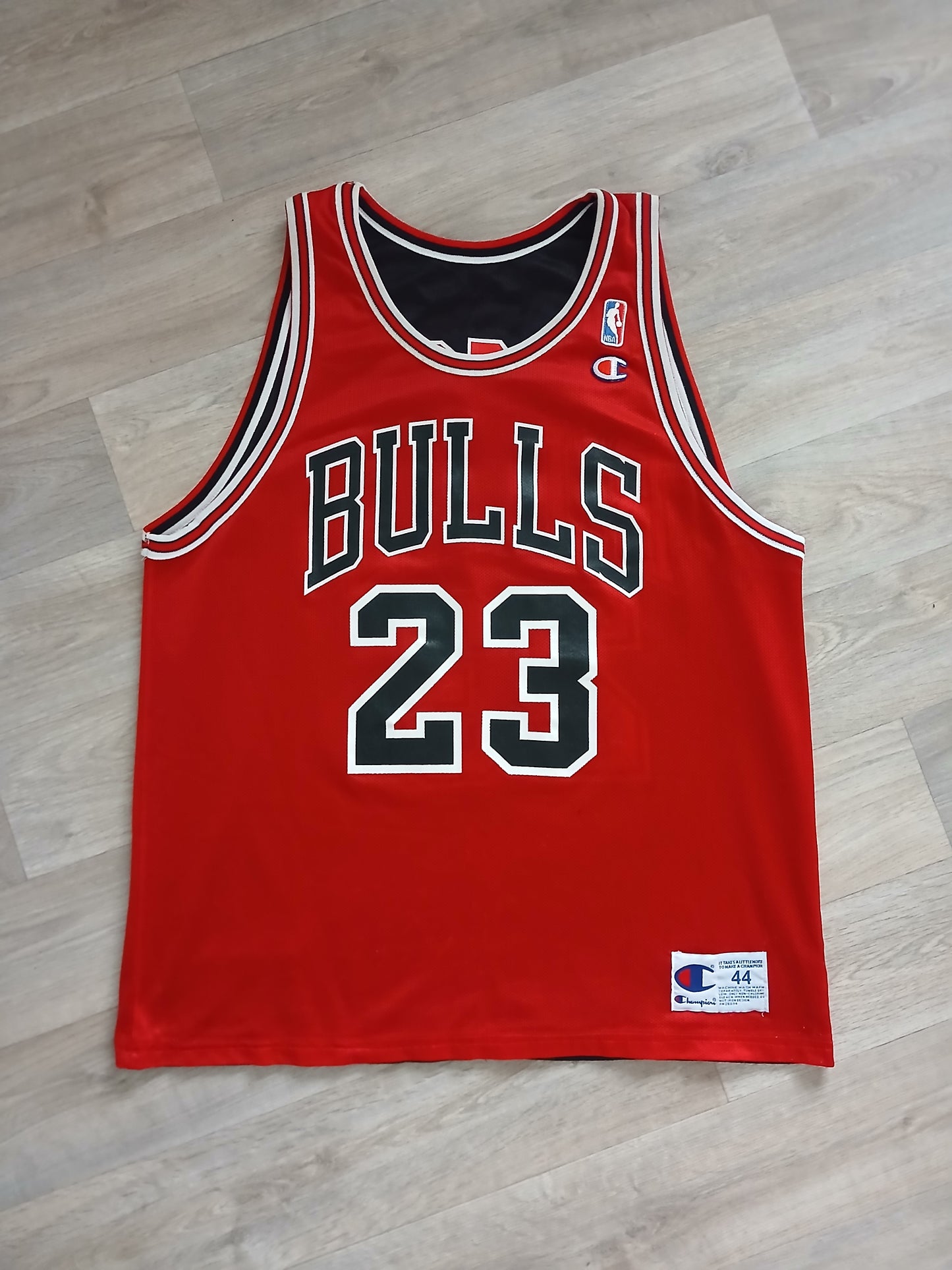 Michael Jordan Reversible Chicago Bulls Jersey Size Large