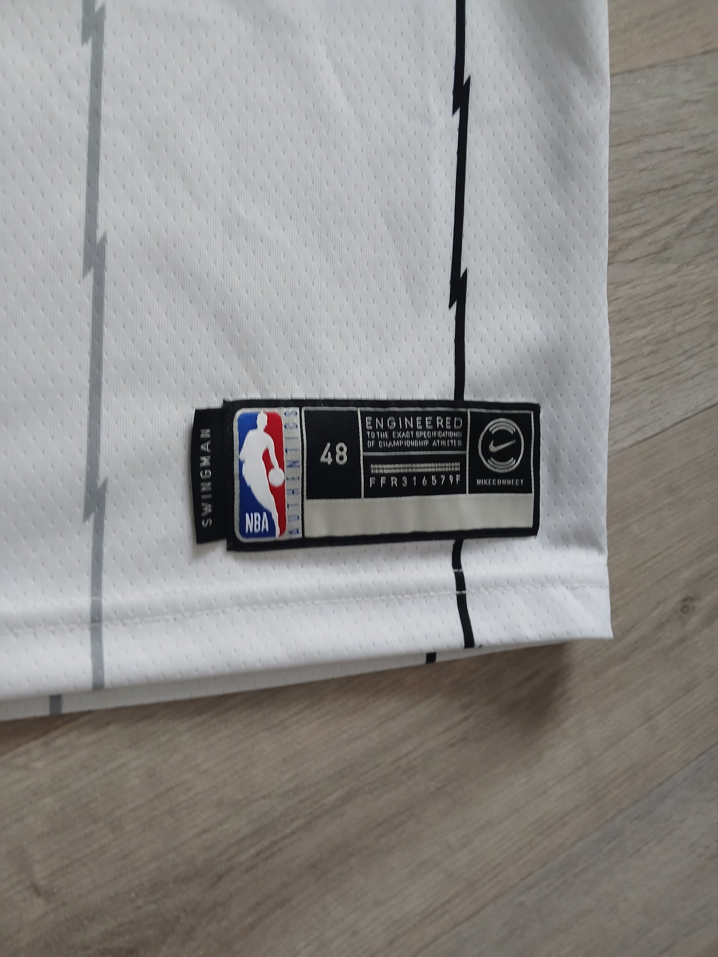 Kyle Lowry Toronto Raptors Jersey Size Large
