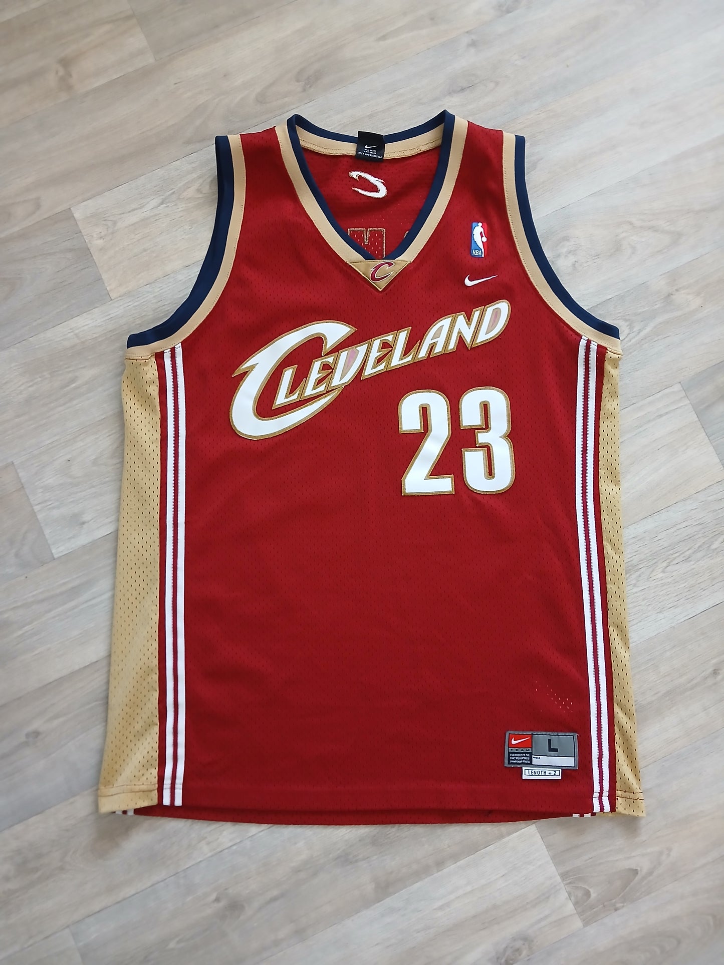 LeBron James Cleveland Cavaliers Jersey Size Large