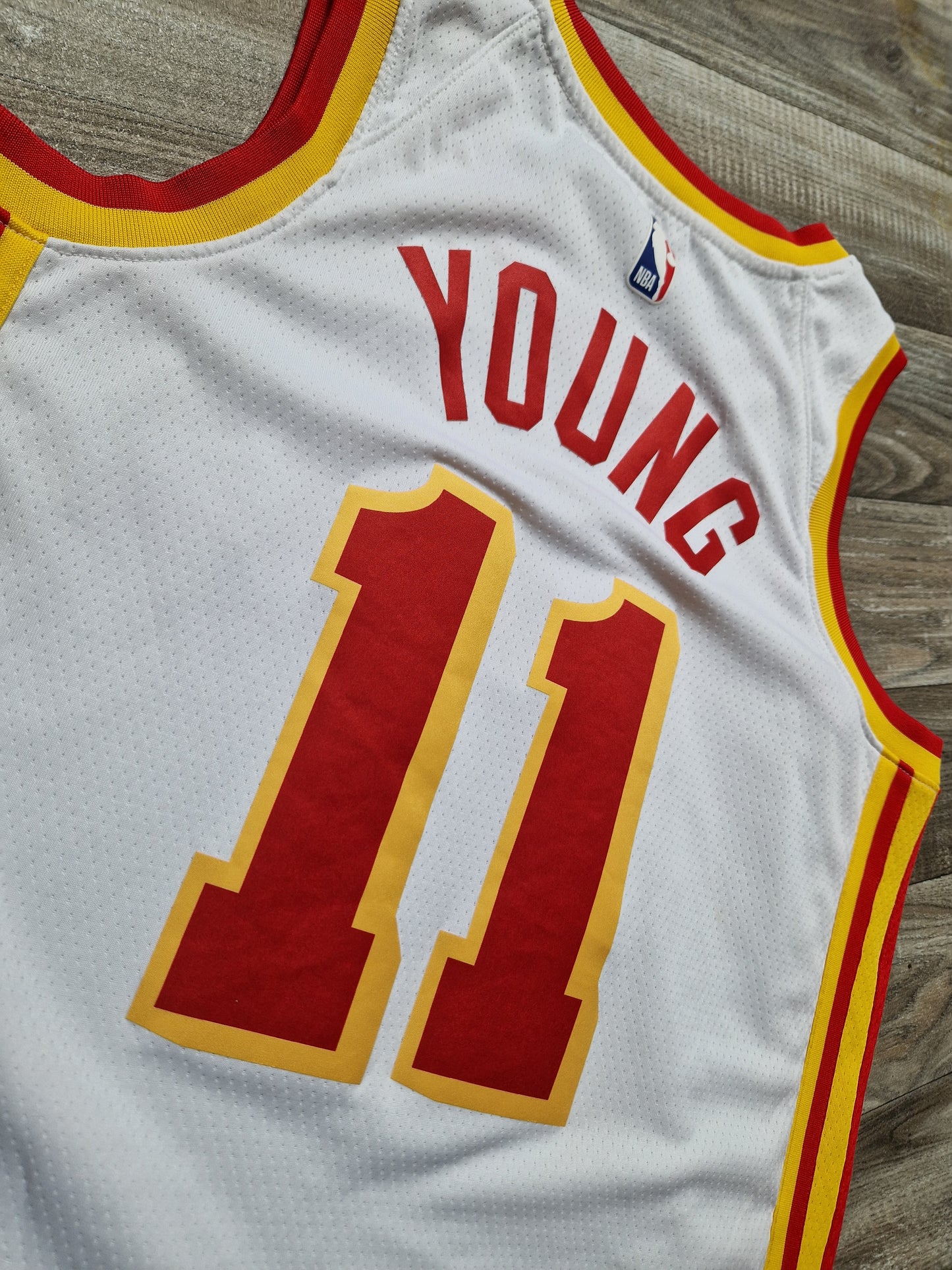 Trae Young Atlanta Hawks Jersey Size Medium
