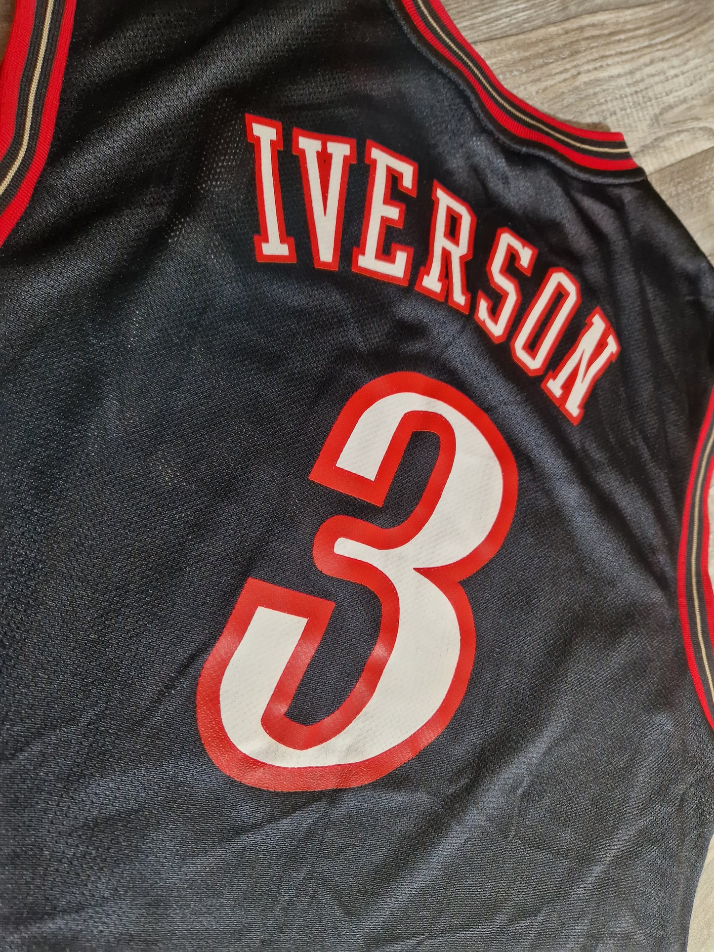 Allen Iverson Philadelphia 76ers Jersey Size Medium