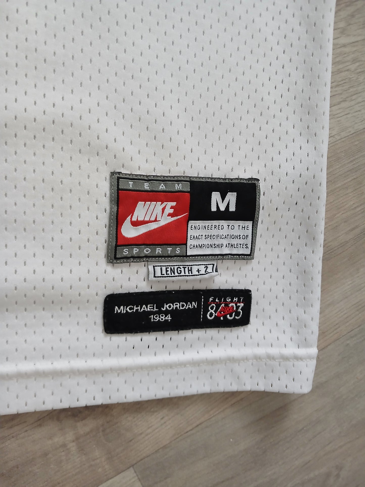 Michael Jordan Chicago Bulls Jersey Size Medium