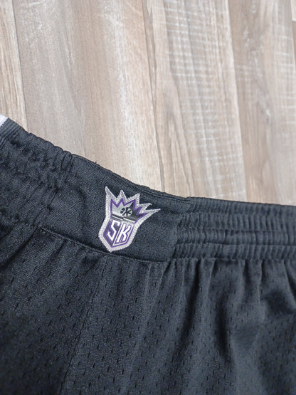 Sacramento Kings Shorts Size Medium