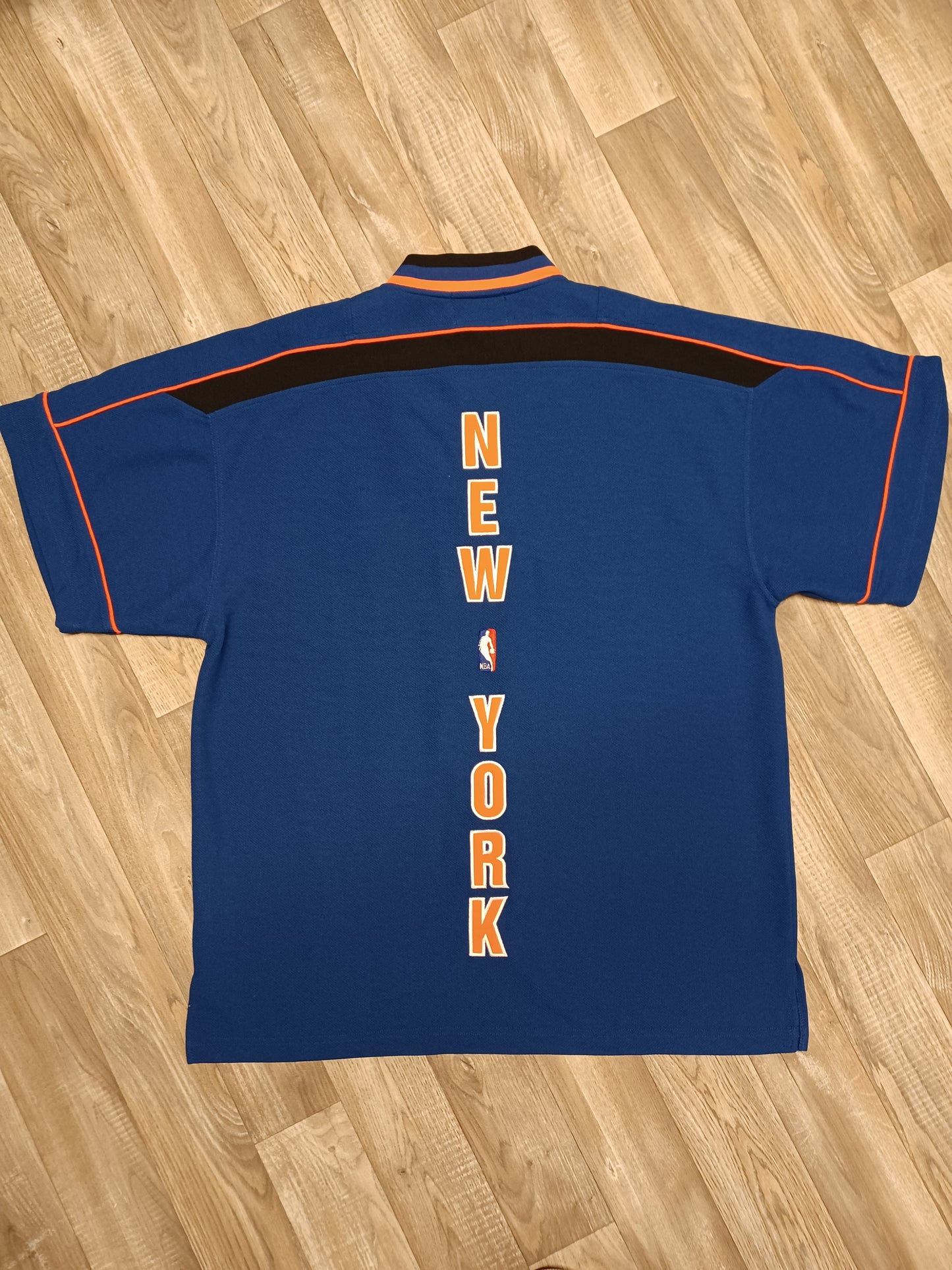 New York Knicks Warm Up Size Large