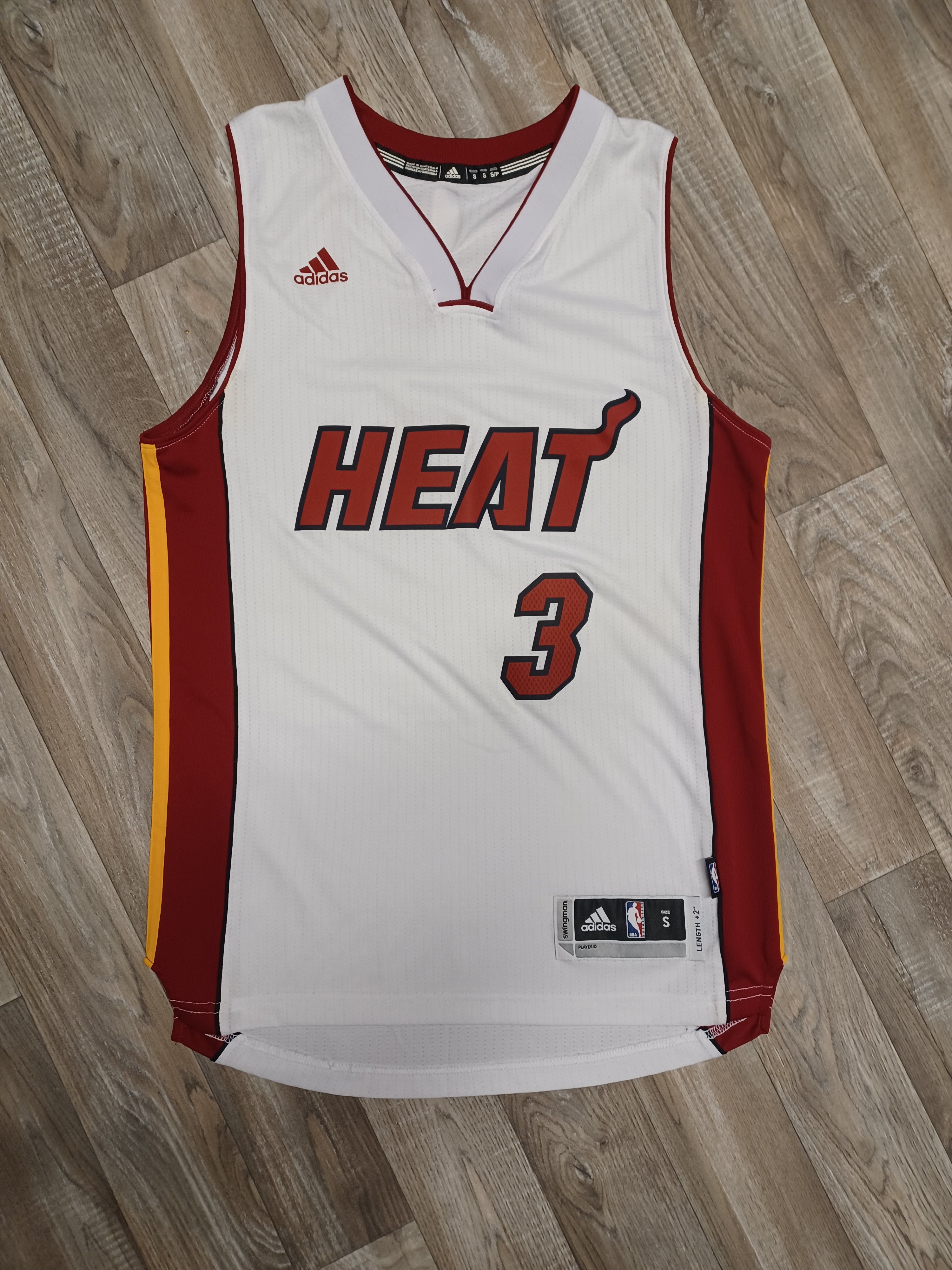 Dwyane wade jersey throwback hotsell