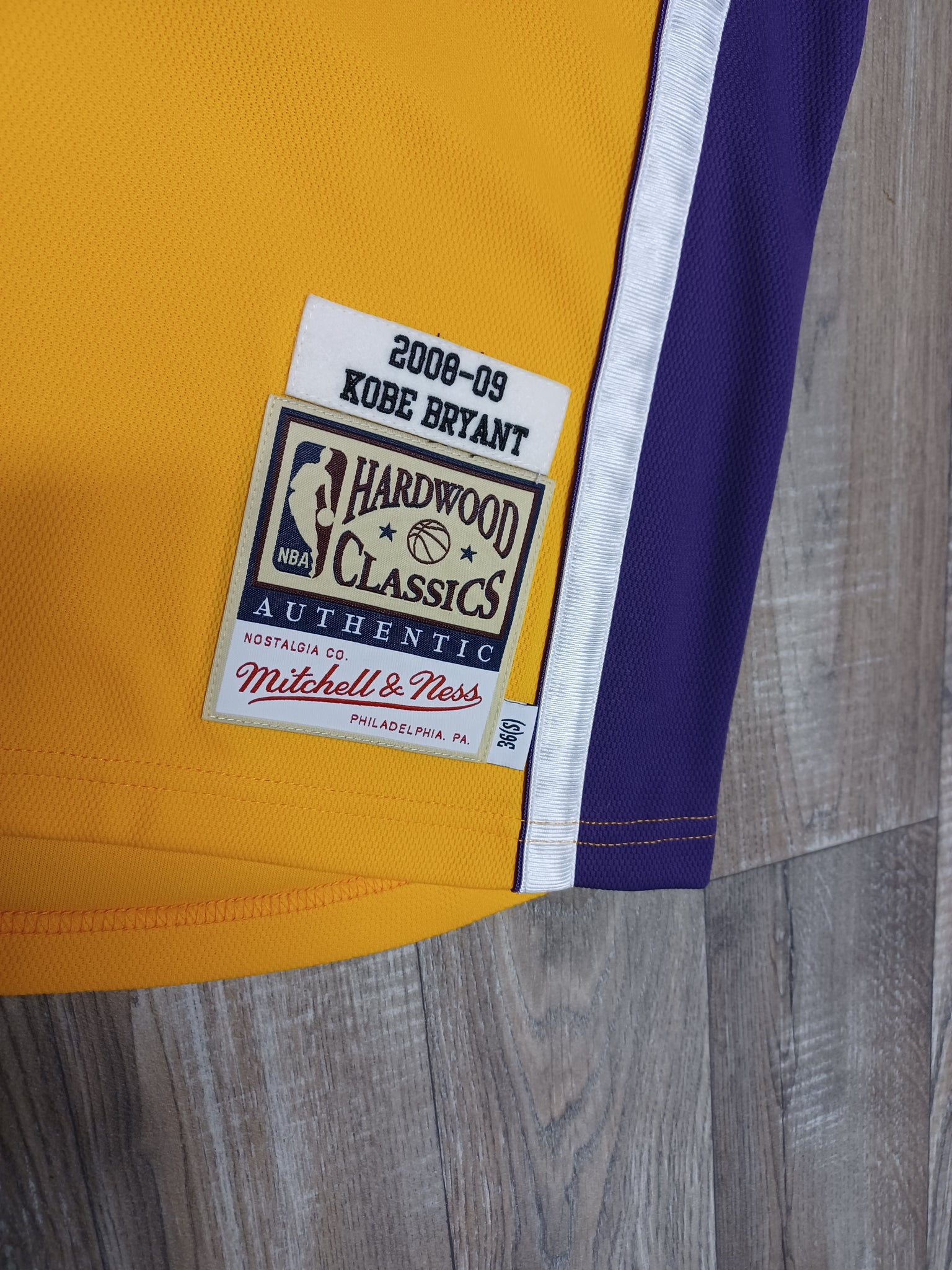 Mitchell And Ness Authentic Kobe Bryant Los Angeles Lakers NBA 2008-09  Jersey