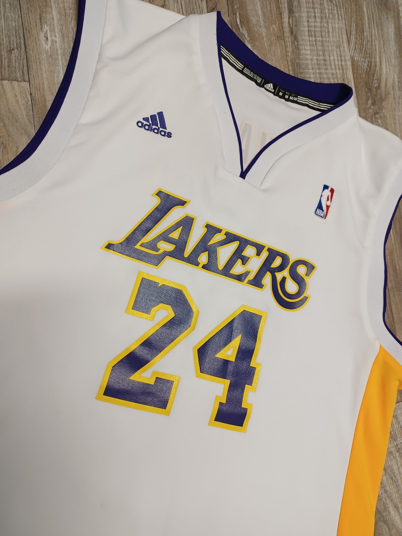 Lakers retro jersey, 1960's.  Kobe bryant, Kobe bryant pictures