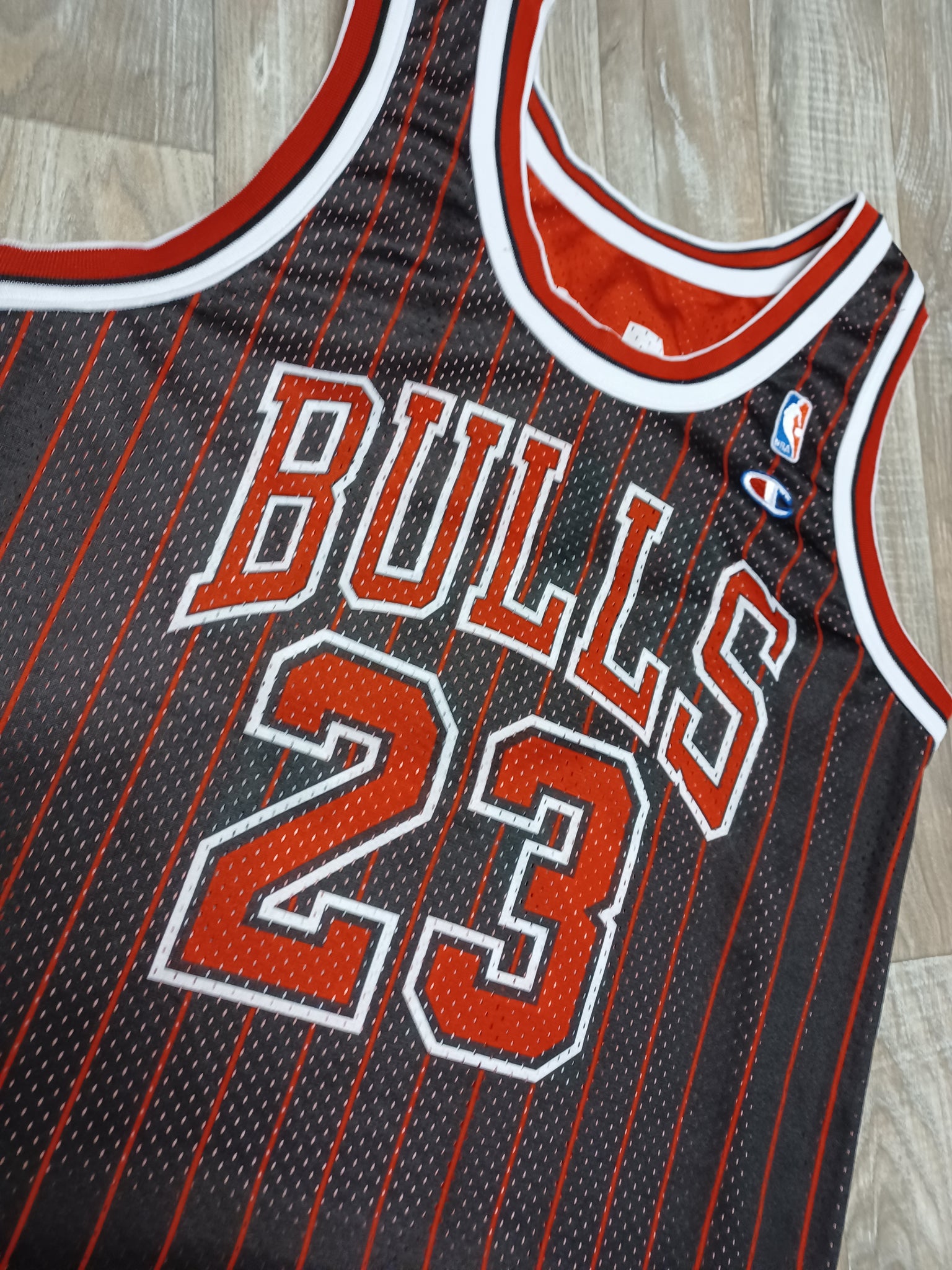 Michael jordan jersey outlet small