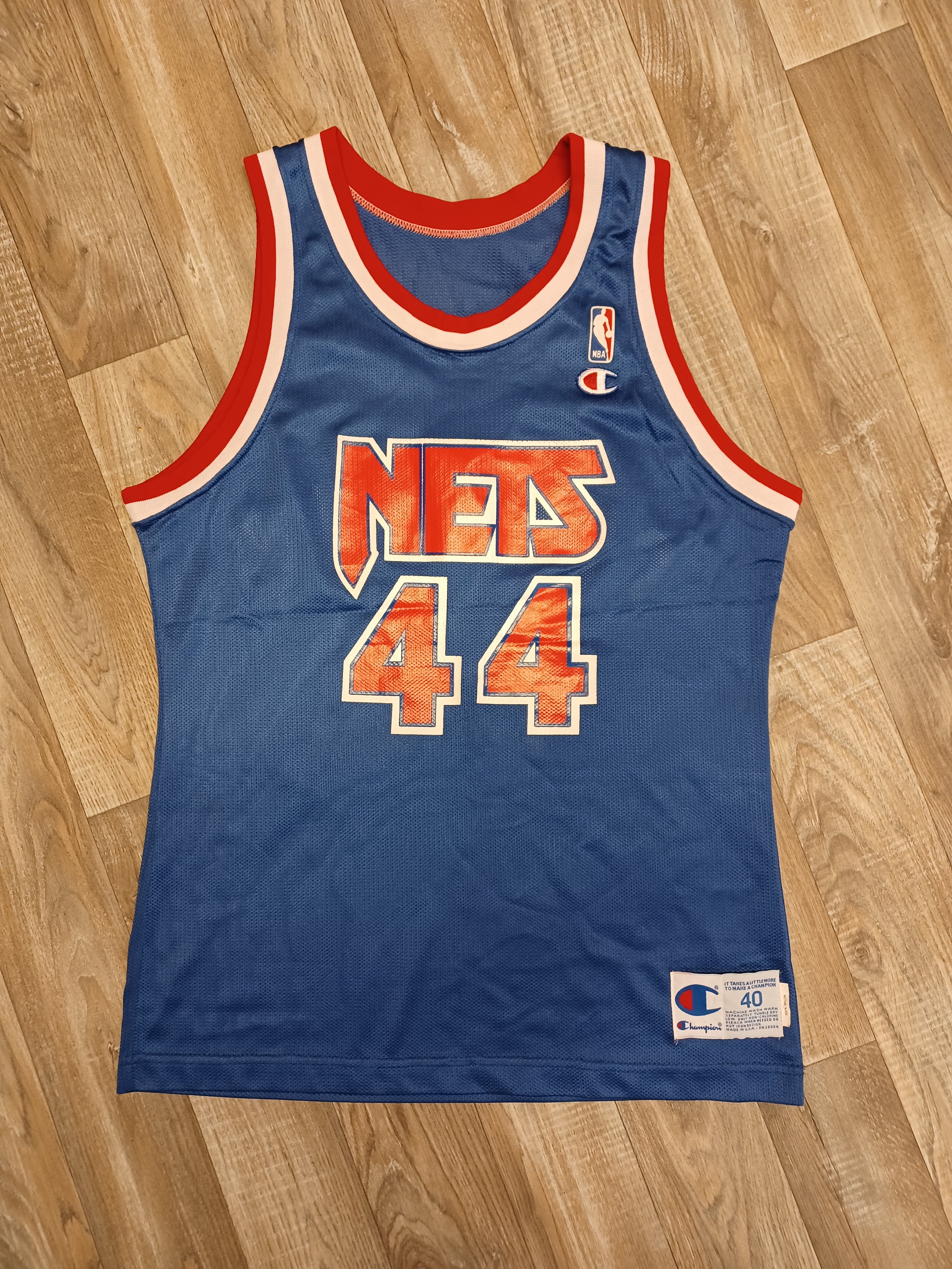 Vintage New Jersey Nets Derrick Coleman Pennant & 