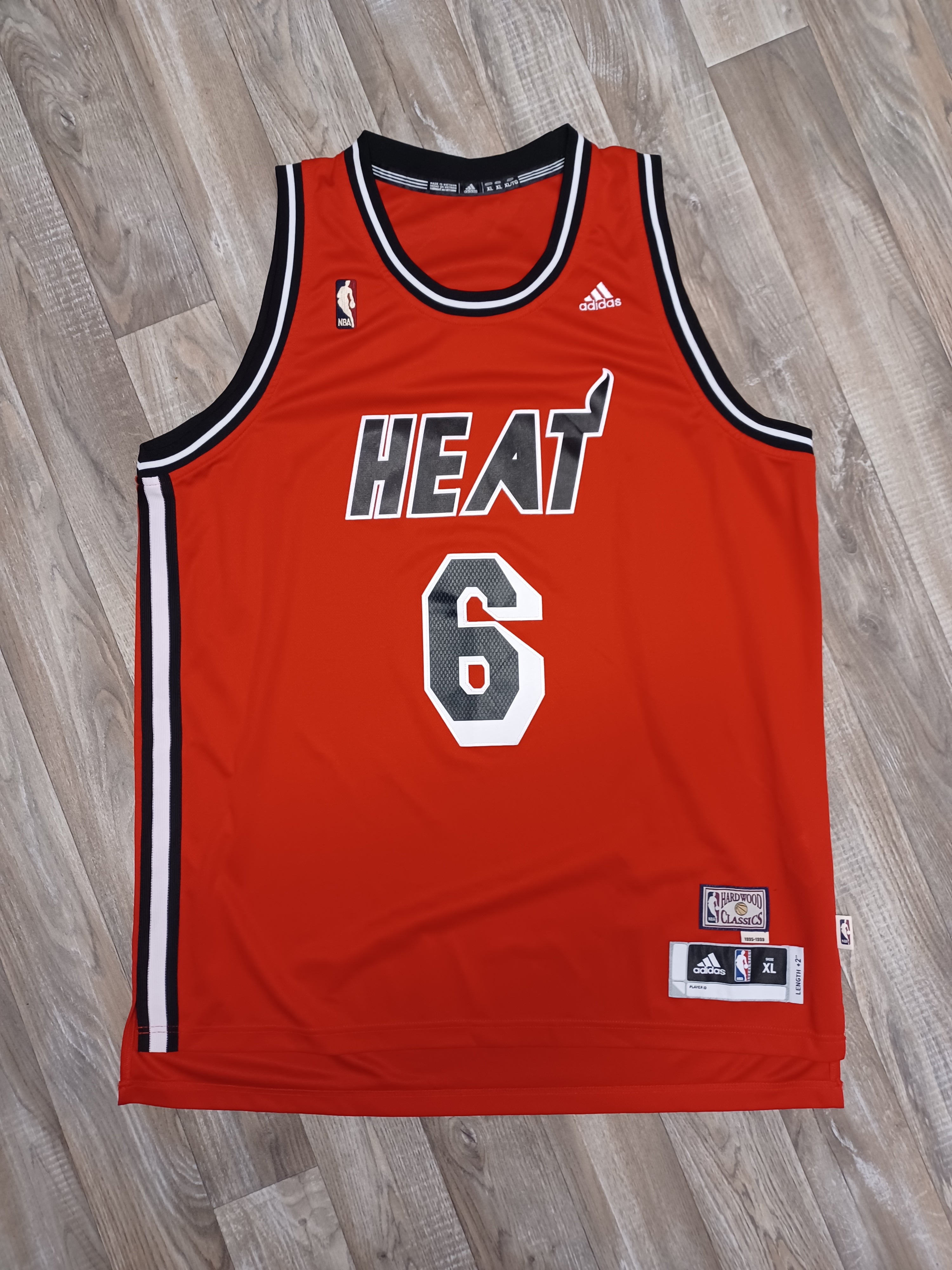 Miami Heat Lebron 2024 James Jersey Home