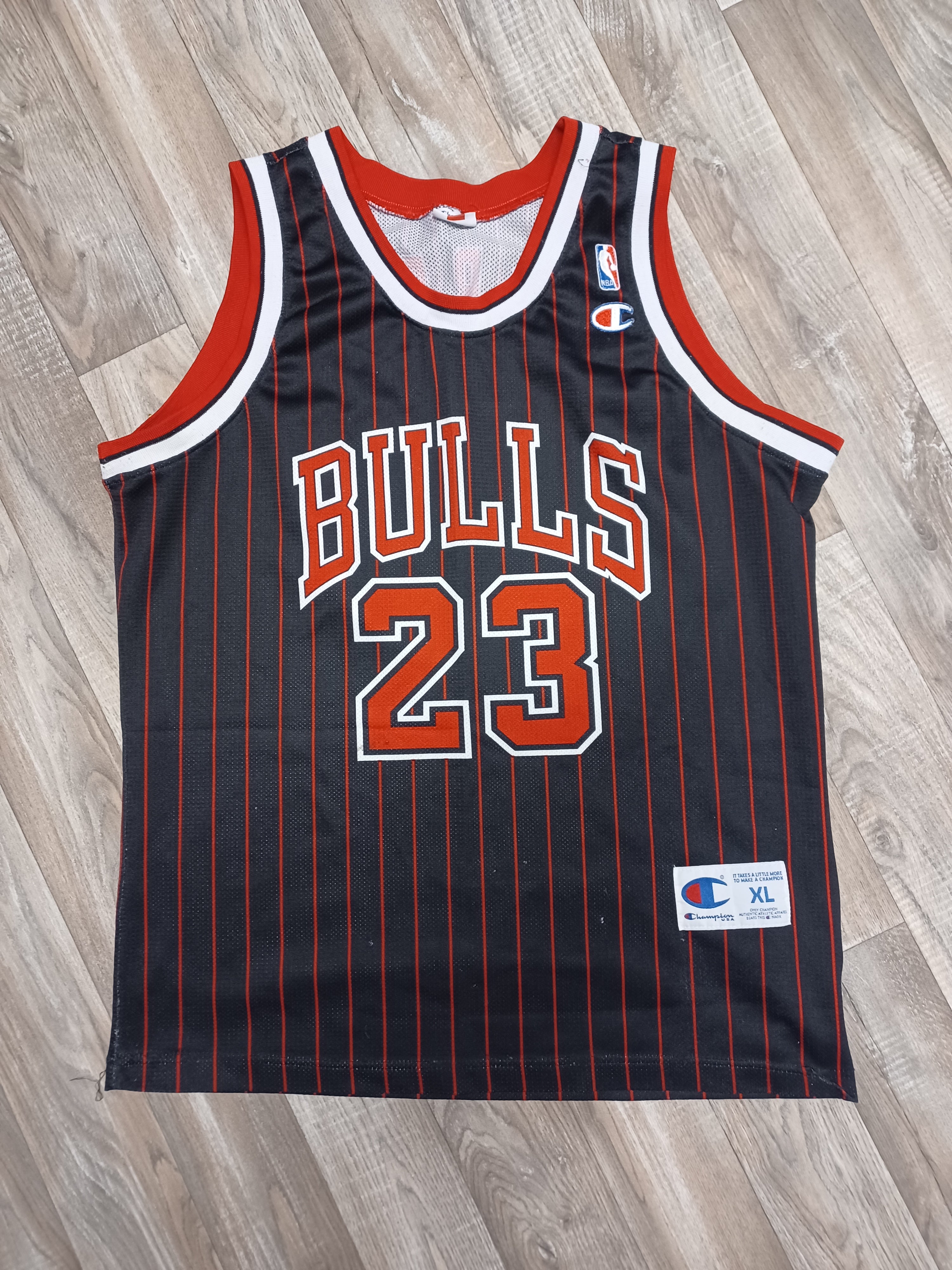 Michael Jordan Chicago Bulls Jersey Size XL The Throwback Store