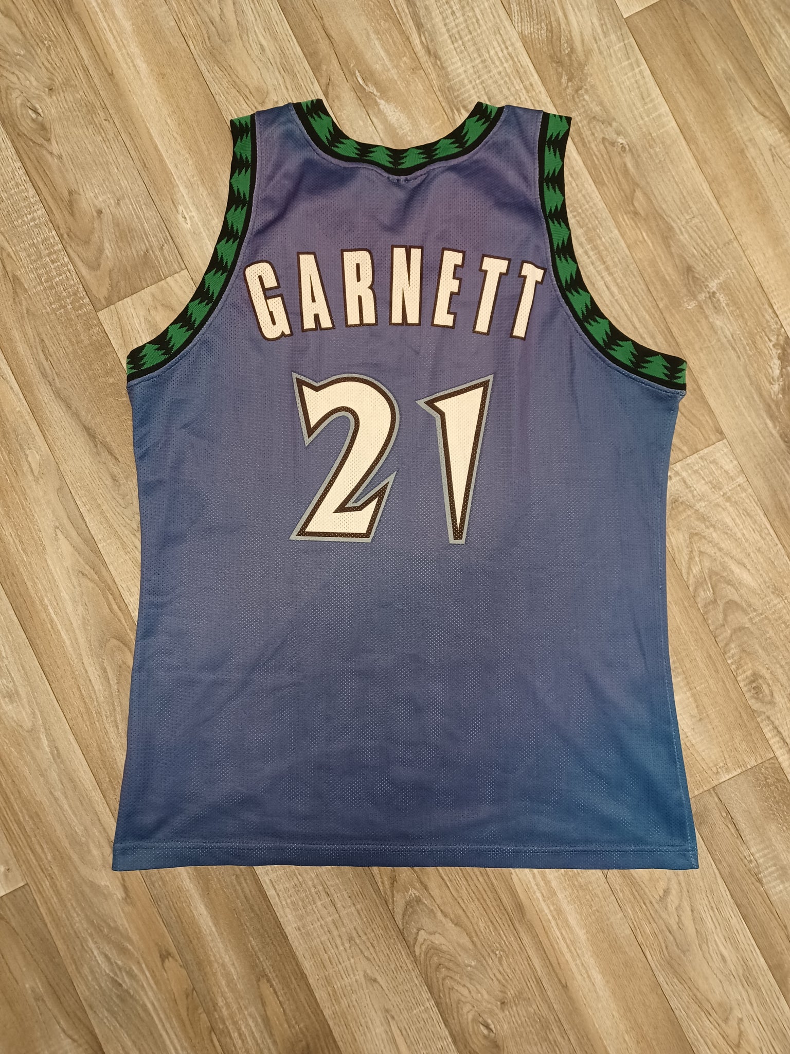 Kevin Garnett Minnesota Timberwolves Basketball champion jersey Sz