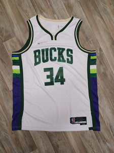 Giannis Antetokounmpo Milwaukee Bucks Jersey Size XL